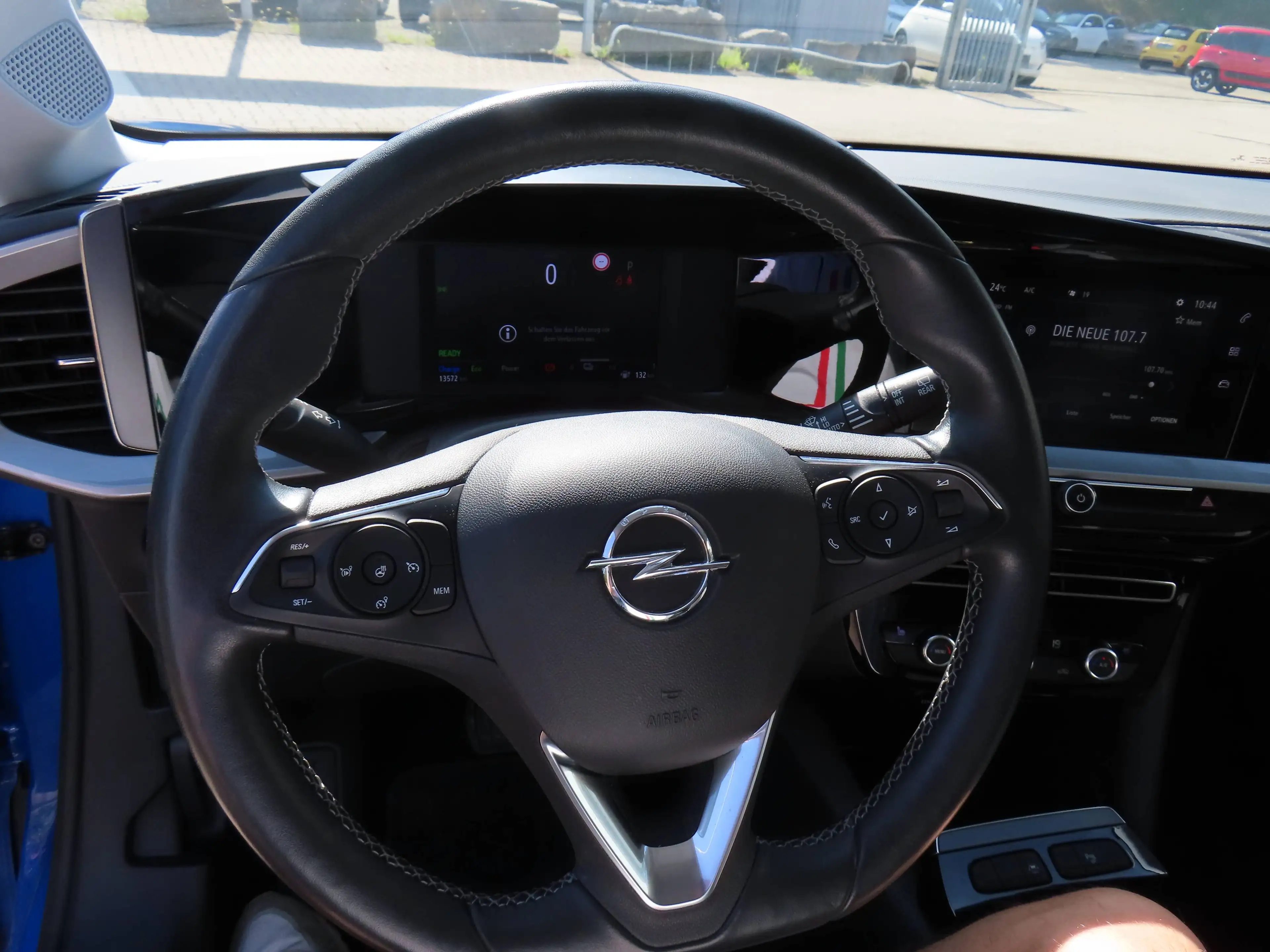 Opel Mokka-E Elegance 100kW(136PS) — photo 15