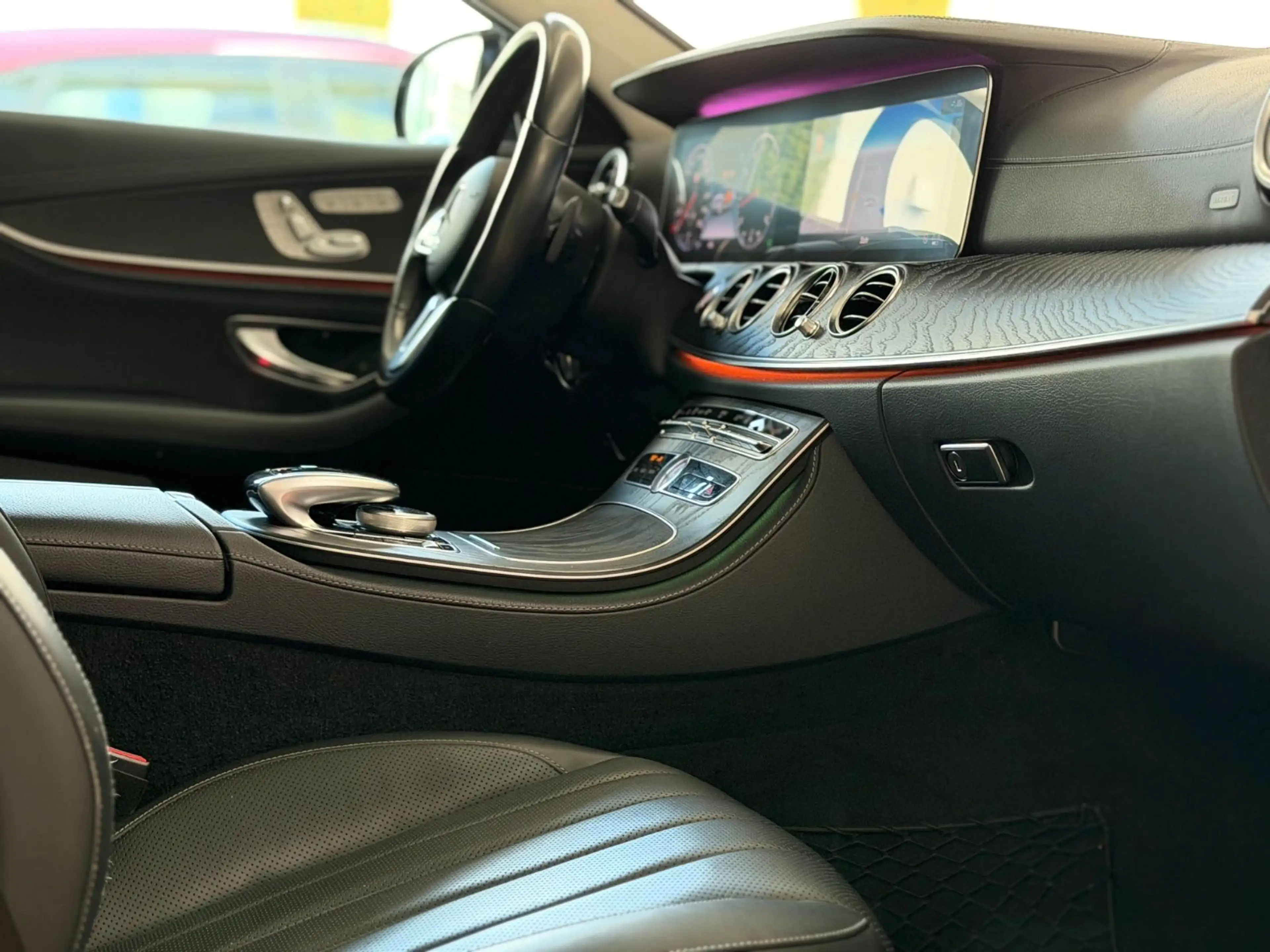 Mercedes-Benz E 450 T 4Matic AMG Pano Burm HUD Distr AHK — photo 12
