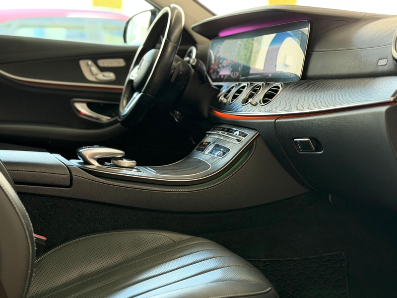 Mercedes-Benz E 450 T 4Matic AMG Pano Burm HUD Distr AHK — photo 12