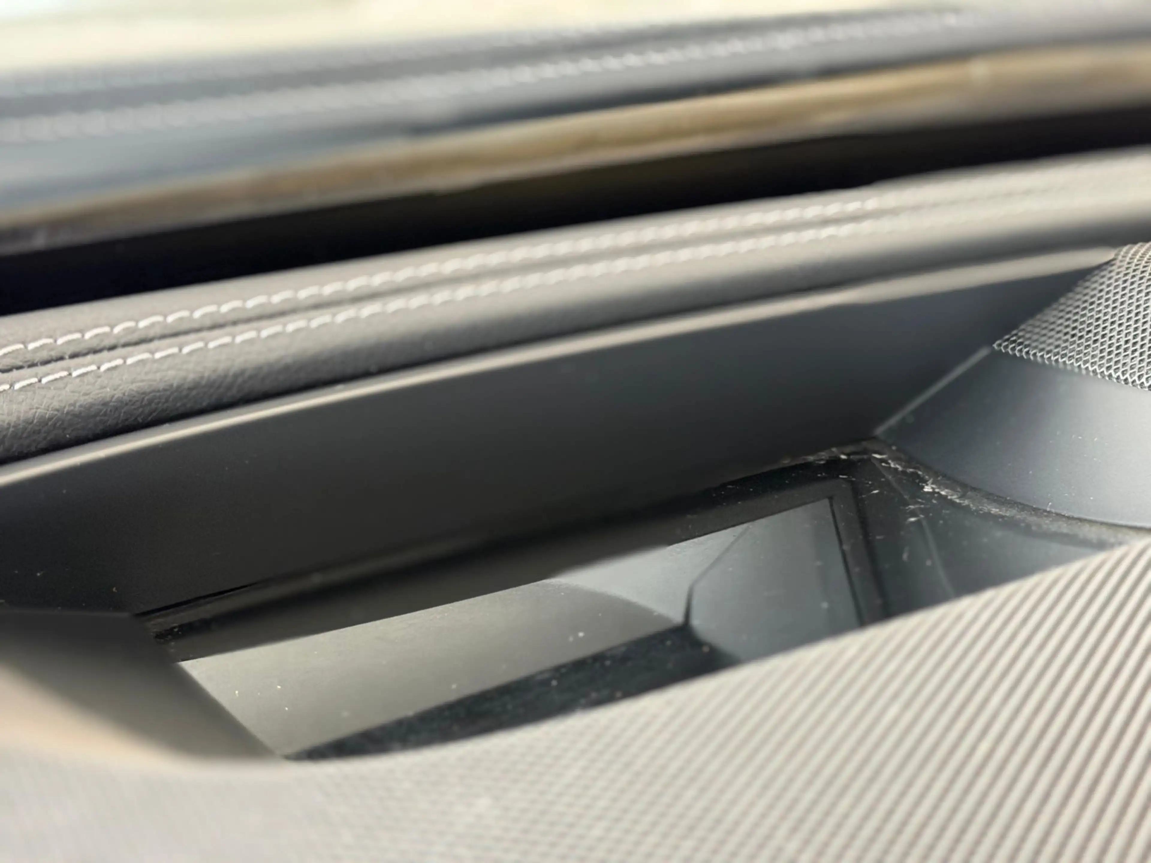 Mercedes-Benz E 450 T 4Matic AMG Pano Burm HUD Distr AHK — photo 17