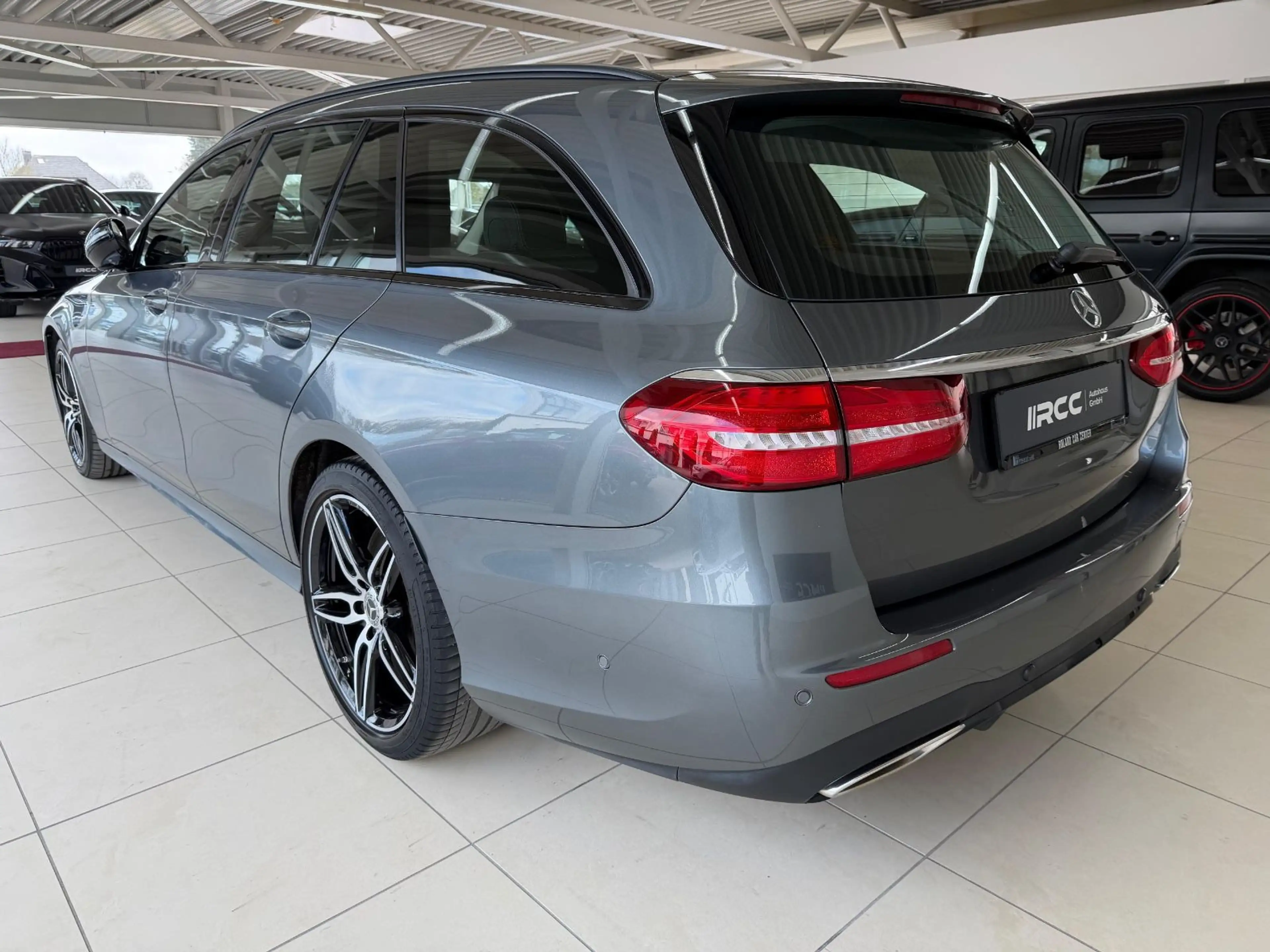 Mercedes-Benz E 450 T 4Matic AMG Pano Burm HUD Distr AHK — photo 8