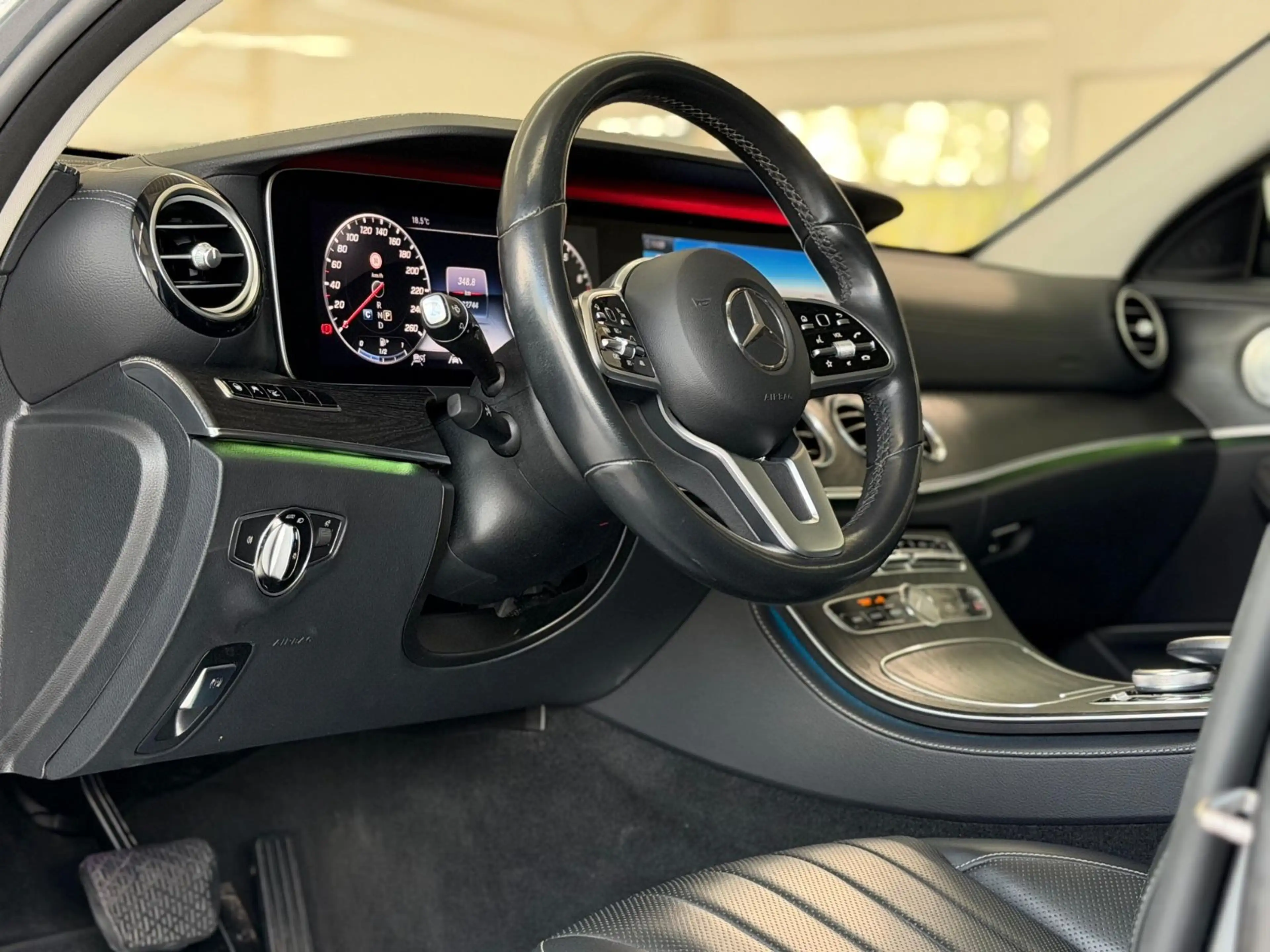 Mercedes-Benz E 450 T 4Matic AMG Pano Burm HUD Distr AHK — photo 10