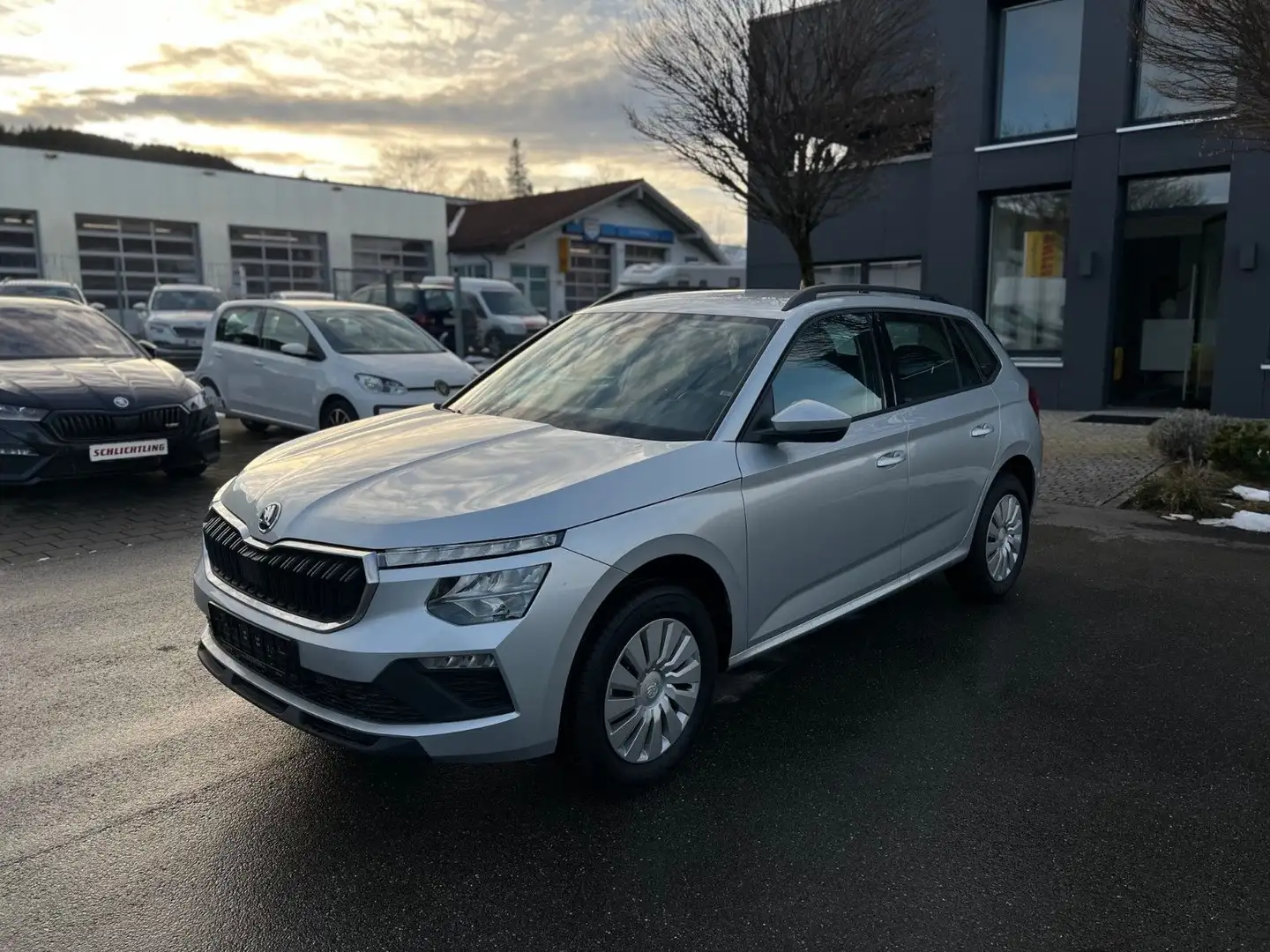 Skoda Kamiq 1.0 TSI Essence *DSG*PDC*LED* Silber - 1