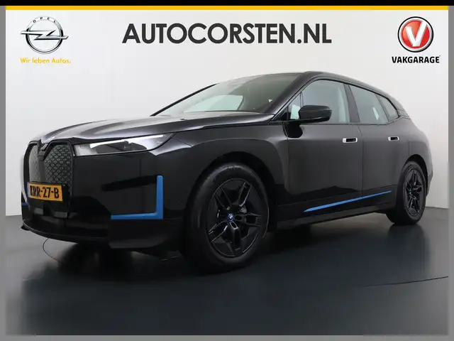 BMW iX xDrive40 327PK Executive SOH 99% Trekhaak 4-Zone E