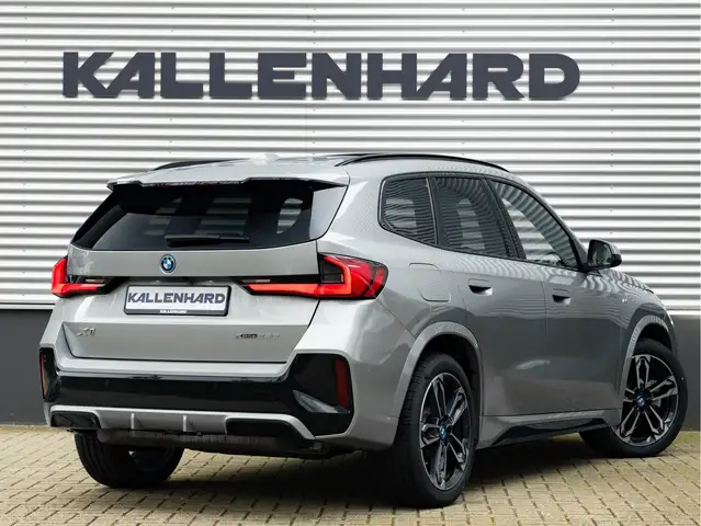 BMW X1 view 3