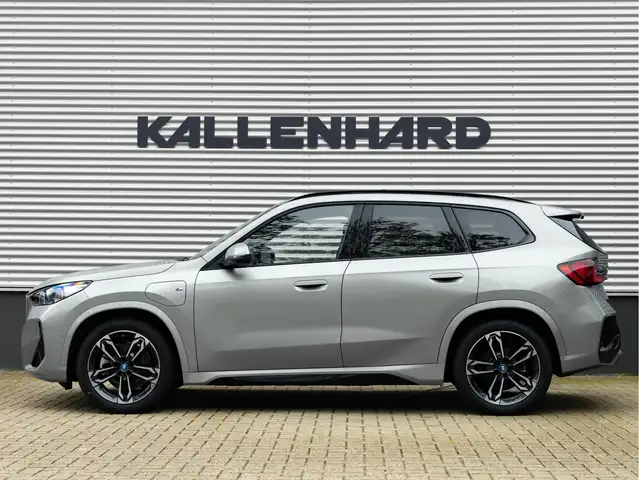 BMW X1 view 8