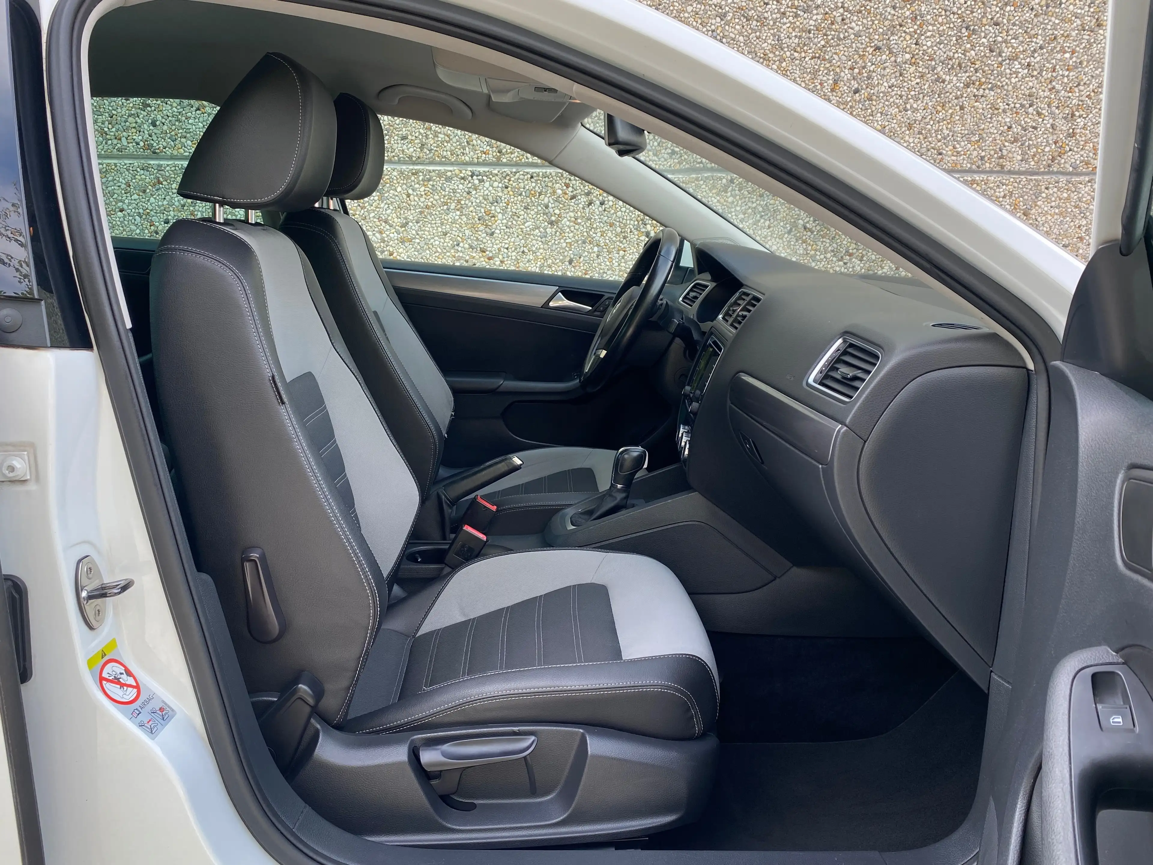 Volkswagen Jetta 1.4 TSI Comfortline DSG - Xénons - Clim - Navi - Garantie!!! — photo 10