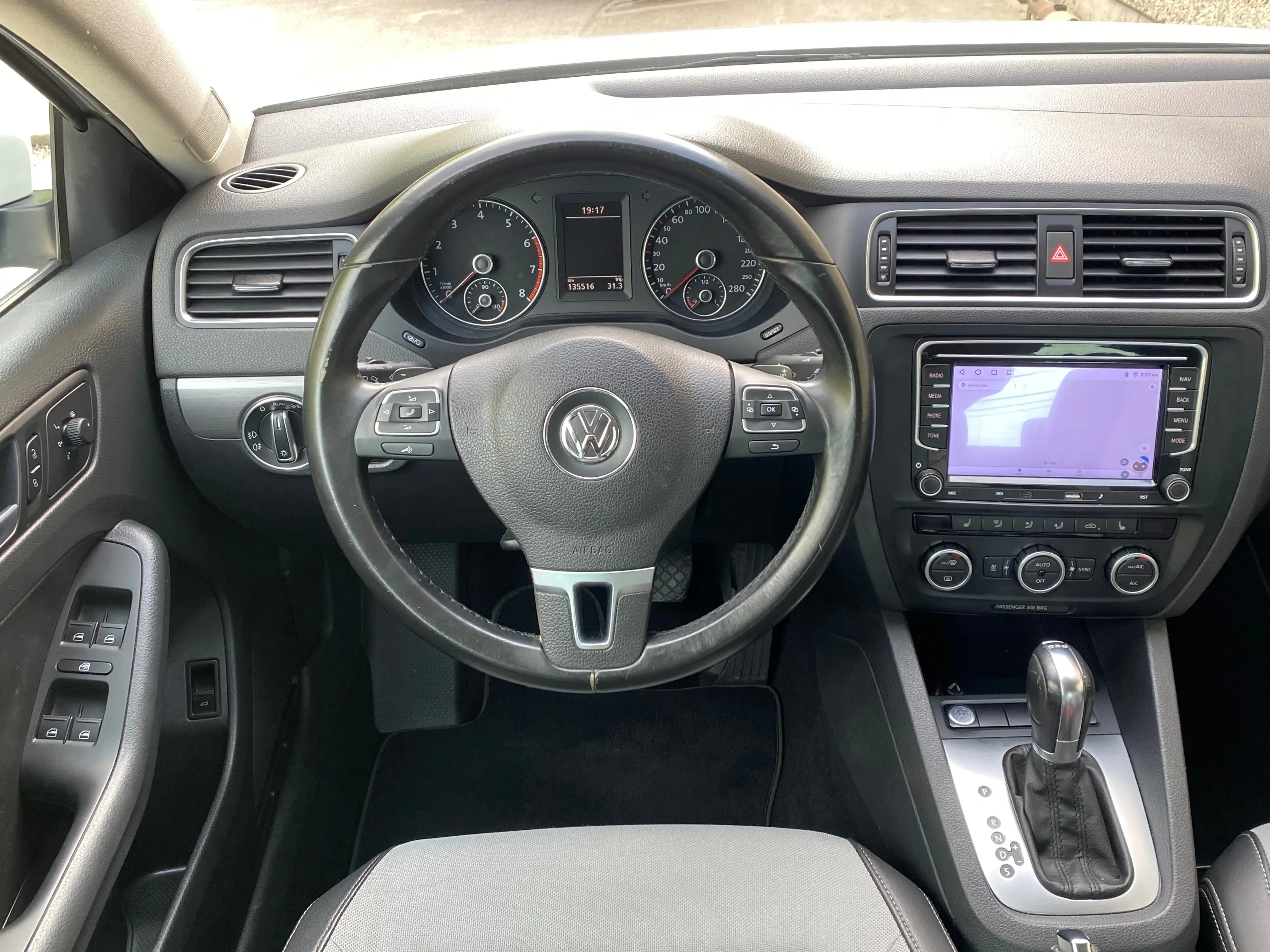 Volkswagen Jetta 1.4 TSI Comfortline DSG - Xénons - Clim - Navi - Garantie!!! — photo 12