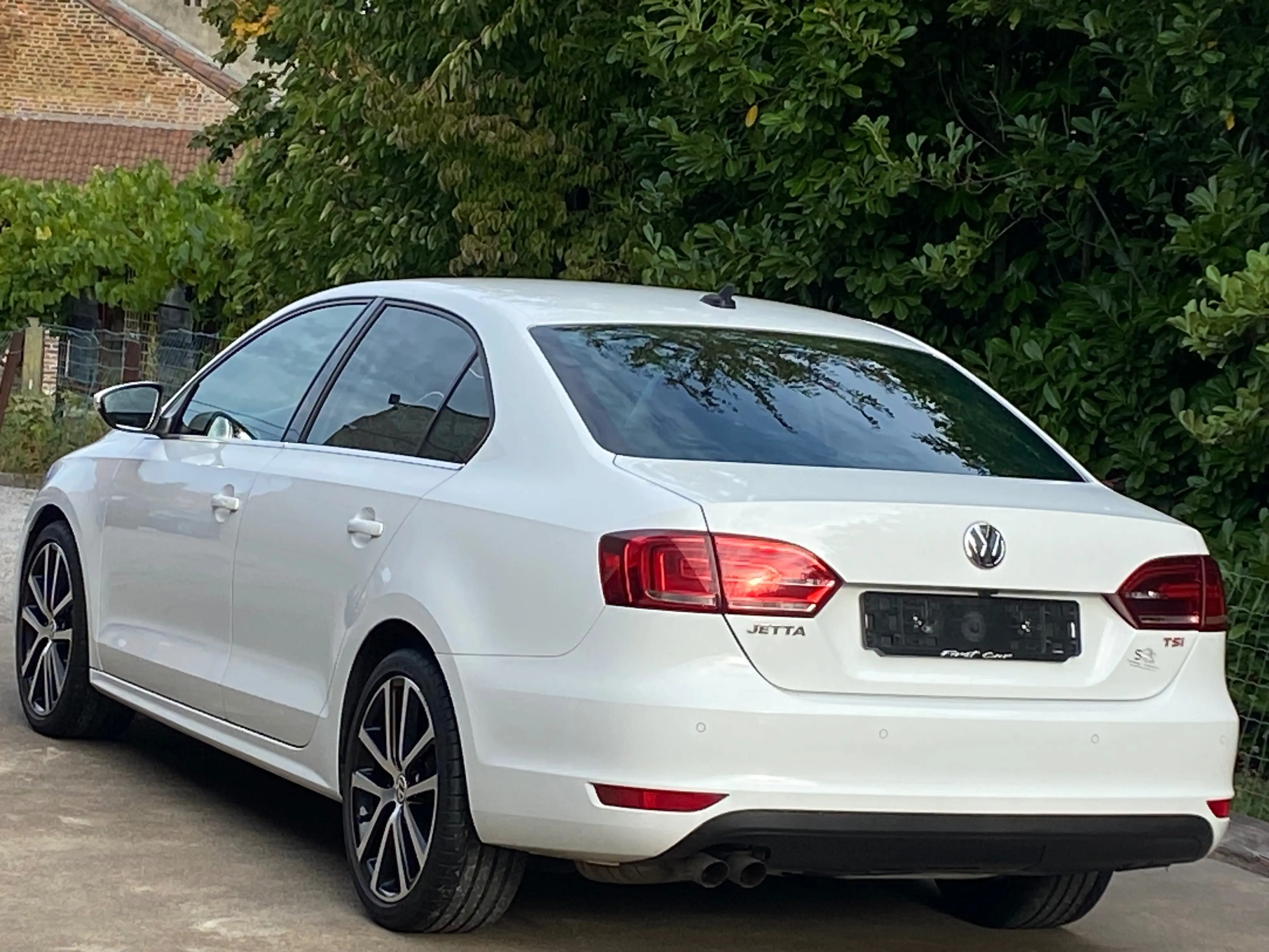 Volkswagen Jetta 1.4 TSI Comfortline DSG - Xénons - Clim - Navi - Garantie!!! — photo 2