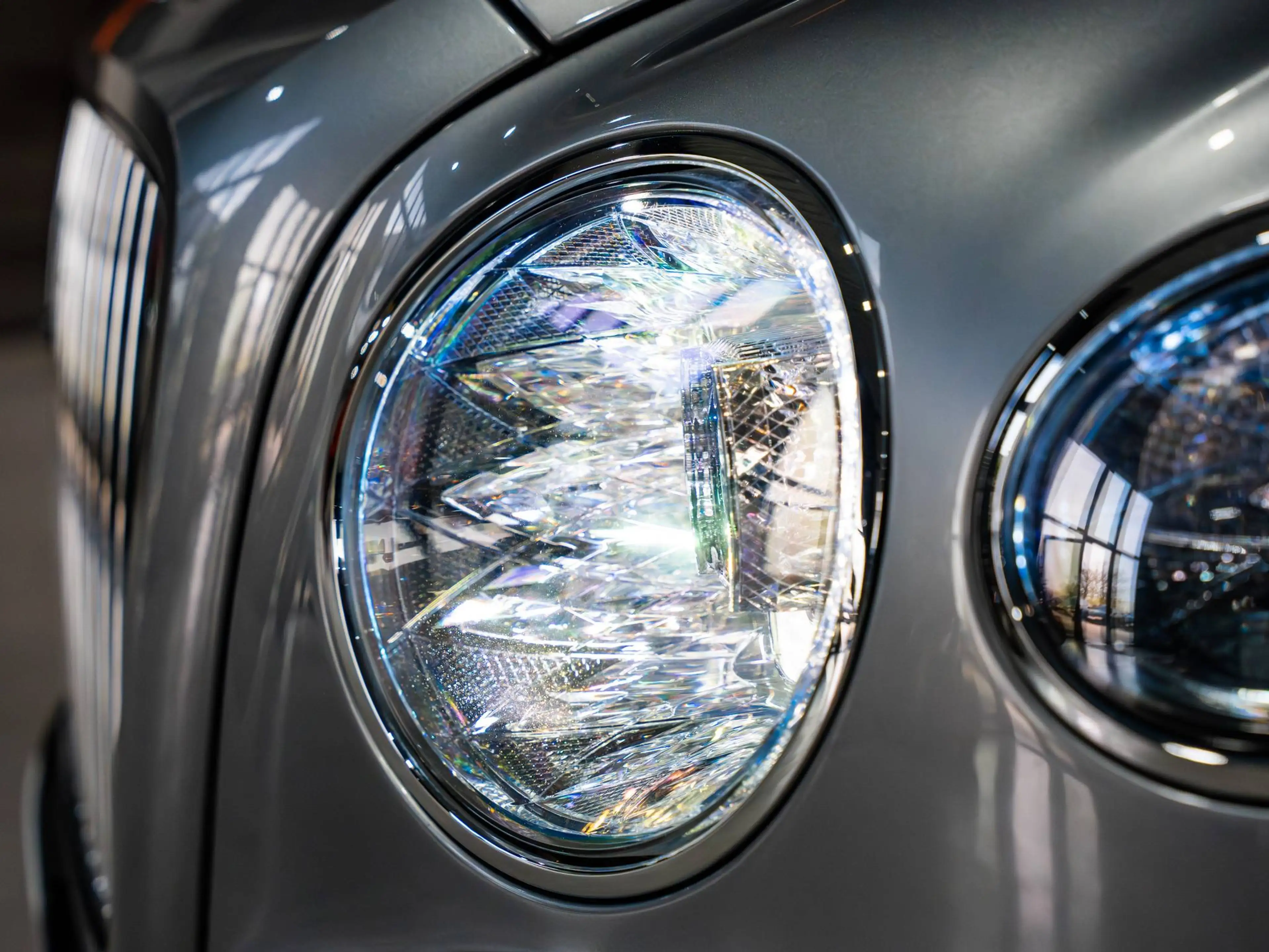 Bentley Flying Spur Flying Spur 4.0 V8 - Mulliner - 22" Mulliner - Touring - Naim - Pano - Night Vision - 360° — photo 8