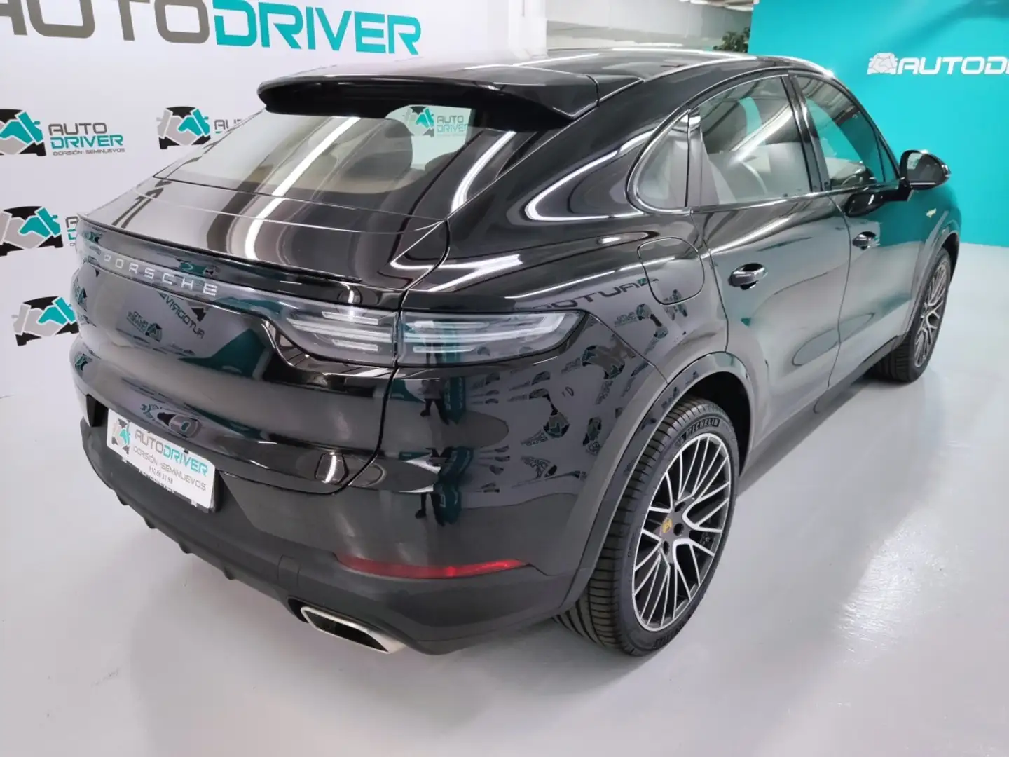 Porsche Cayenne E-Hybrid Coupé Aut. Negro - 2
