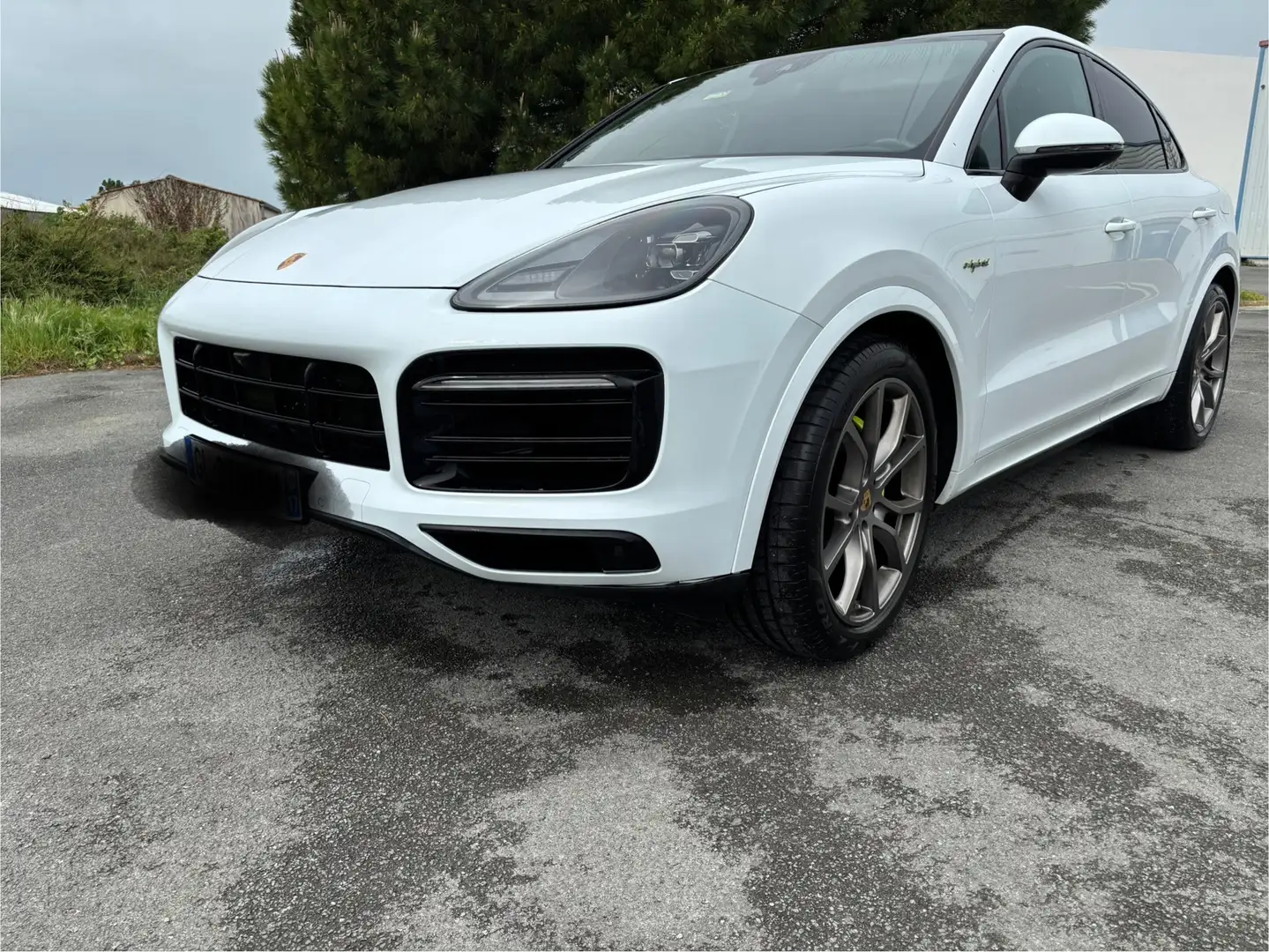 Porsche Cayenne Coupe hybride Platinium Edition - 1