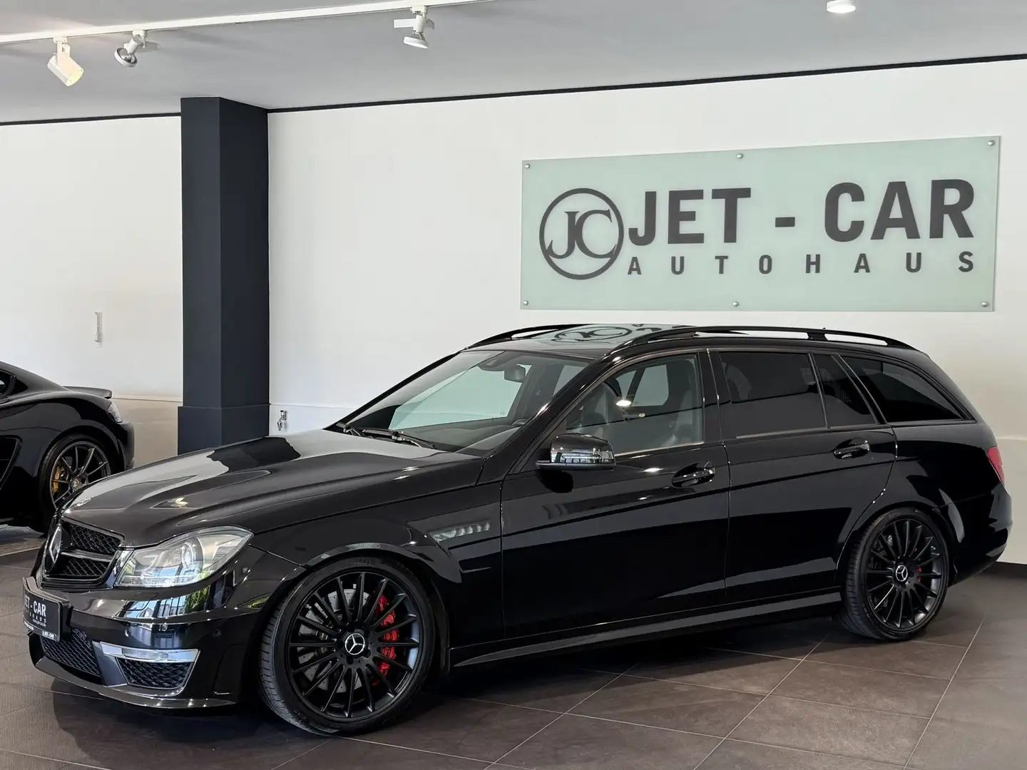 Mercedes-Benz C 63 AMG T *Drivers Package-H&K-ILS-KAM-19-DE" Černá - 1