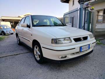 Toledo 1.6 Magnus c/2airbag,abs,clima 100cv