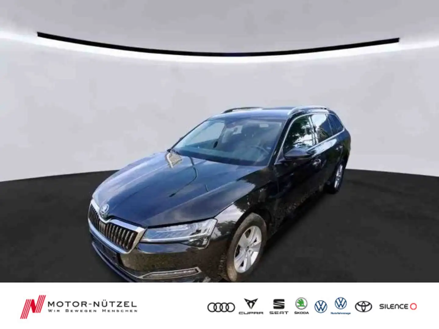 Skoda Superb Combi 2.0TDI STYLE MATRIX+NAV+ACC+SHZ+RFK Schwarz - 1
