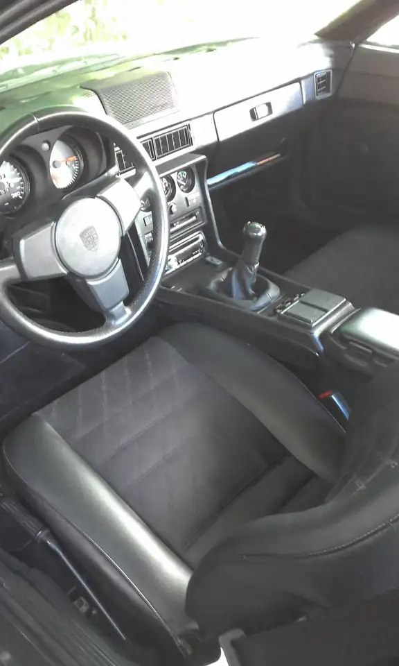 Porsche 924 S 2.5 GPL ASI, foto 6