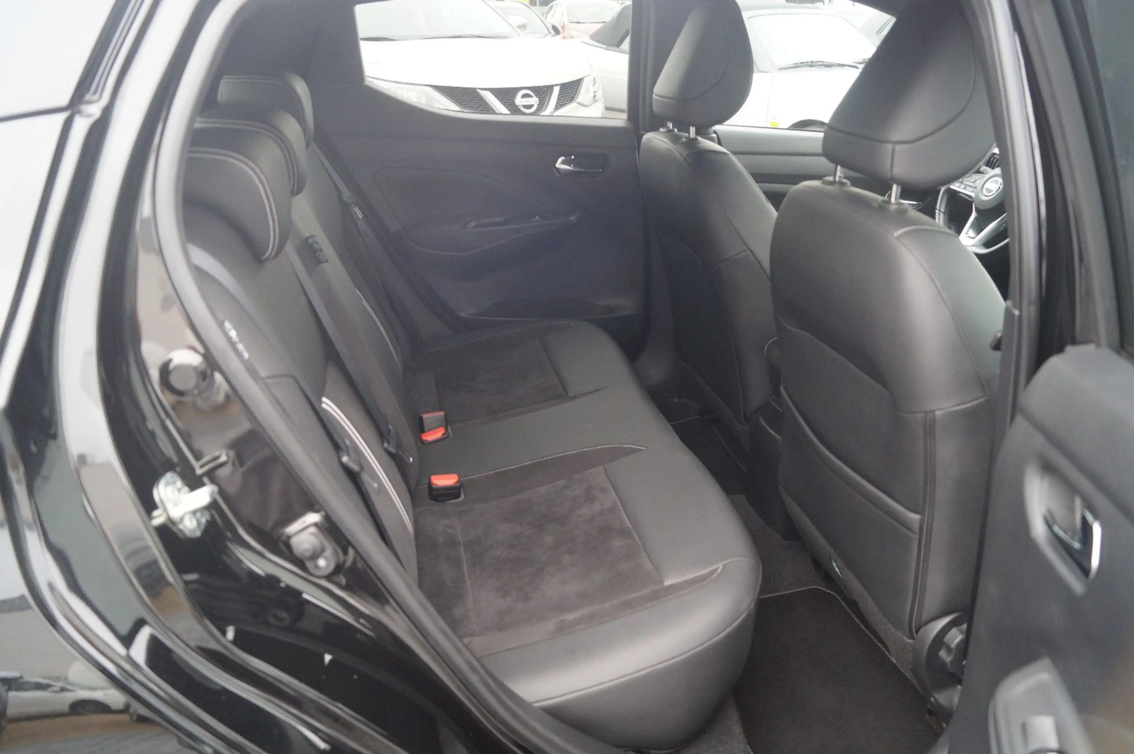 Nissan Micra N-Sport Klimaauto Kamera PDC Tempomat — photo 12