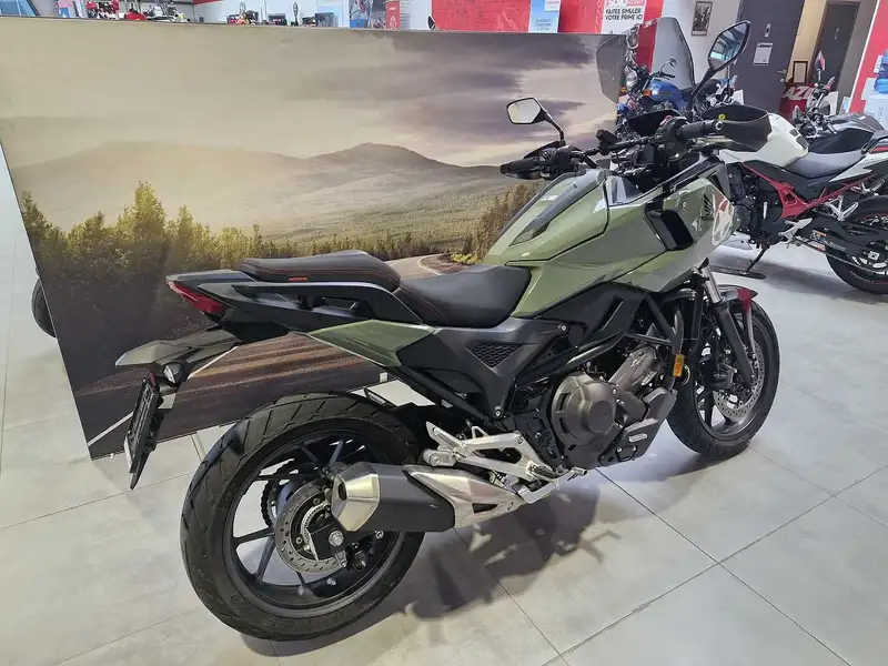 Honda NC750X DCT - foto 2