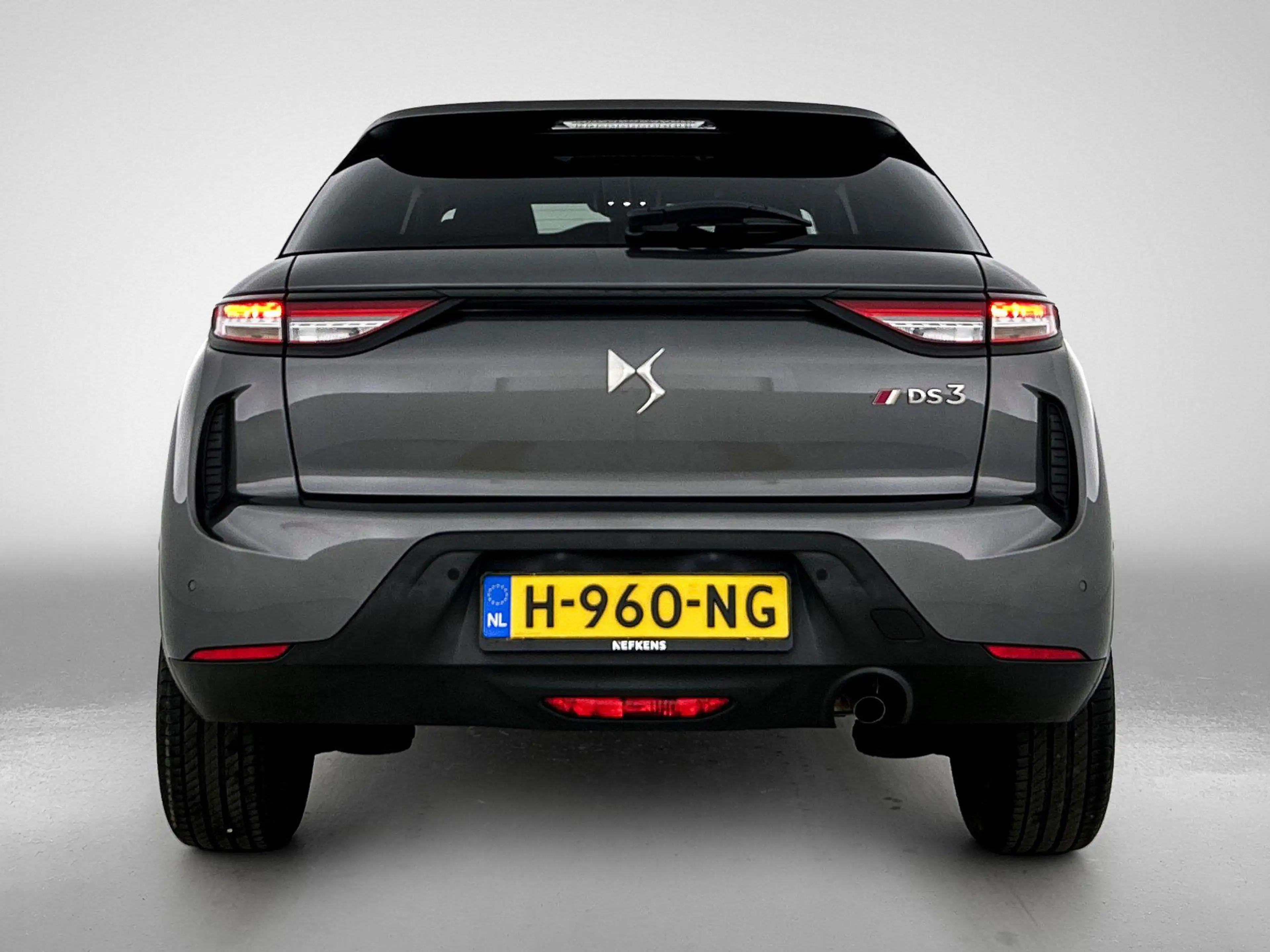 DS Automobiles DS 3 Crossback 1.2 Performance Line 100pk | Navigatie | Climate C — photo 7