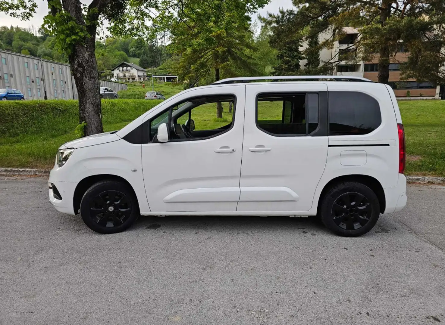 Opel Combo Life life Weiß - 2