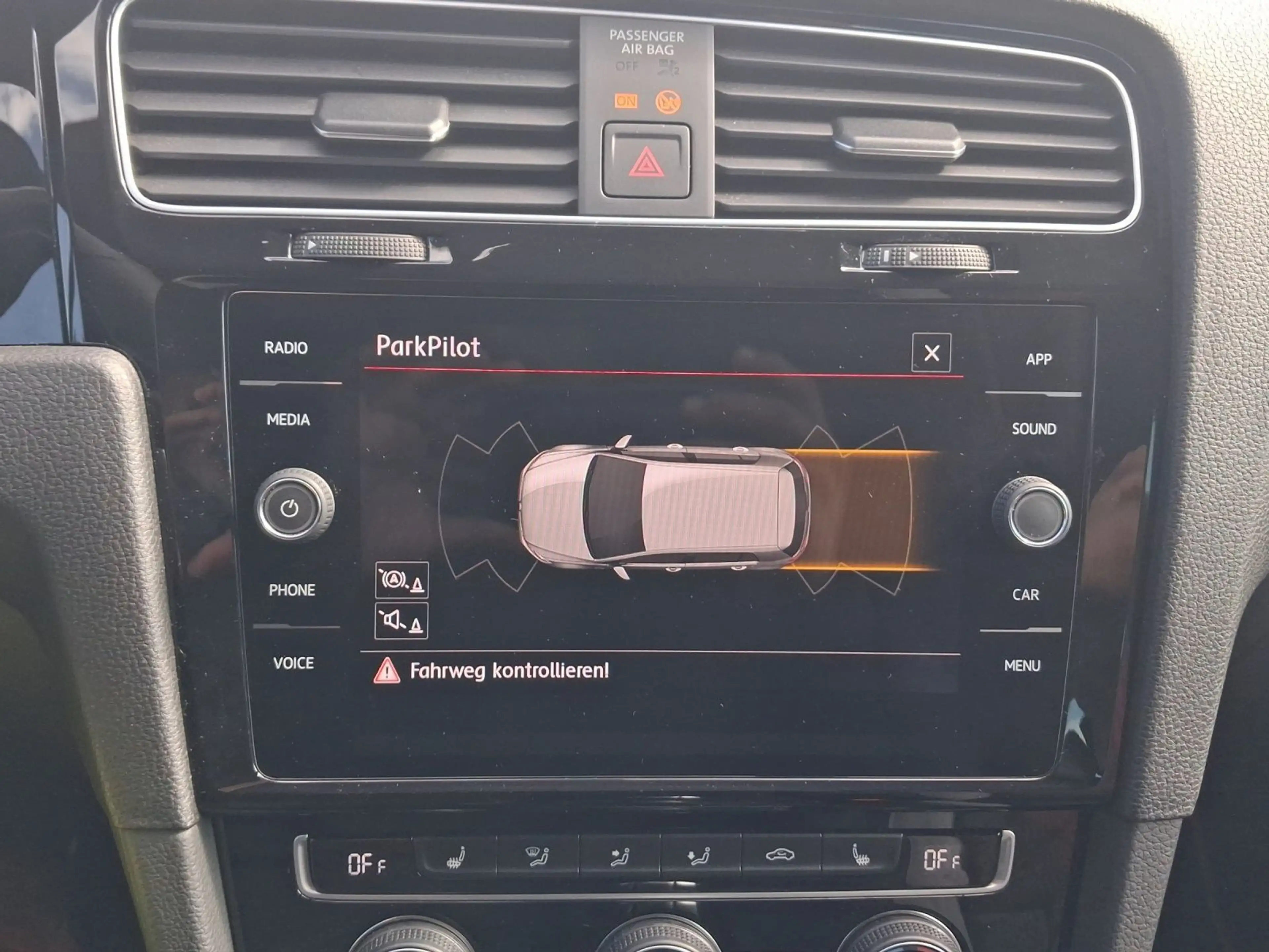 Volkswagen Golf GTI TCR R-PERFORMANCE AGA DYNAUDIO — photo 12