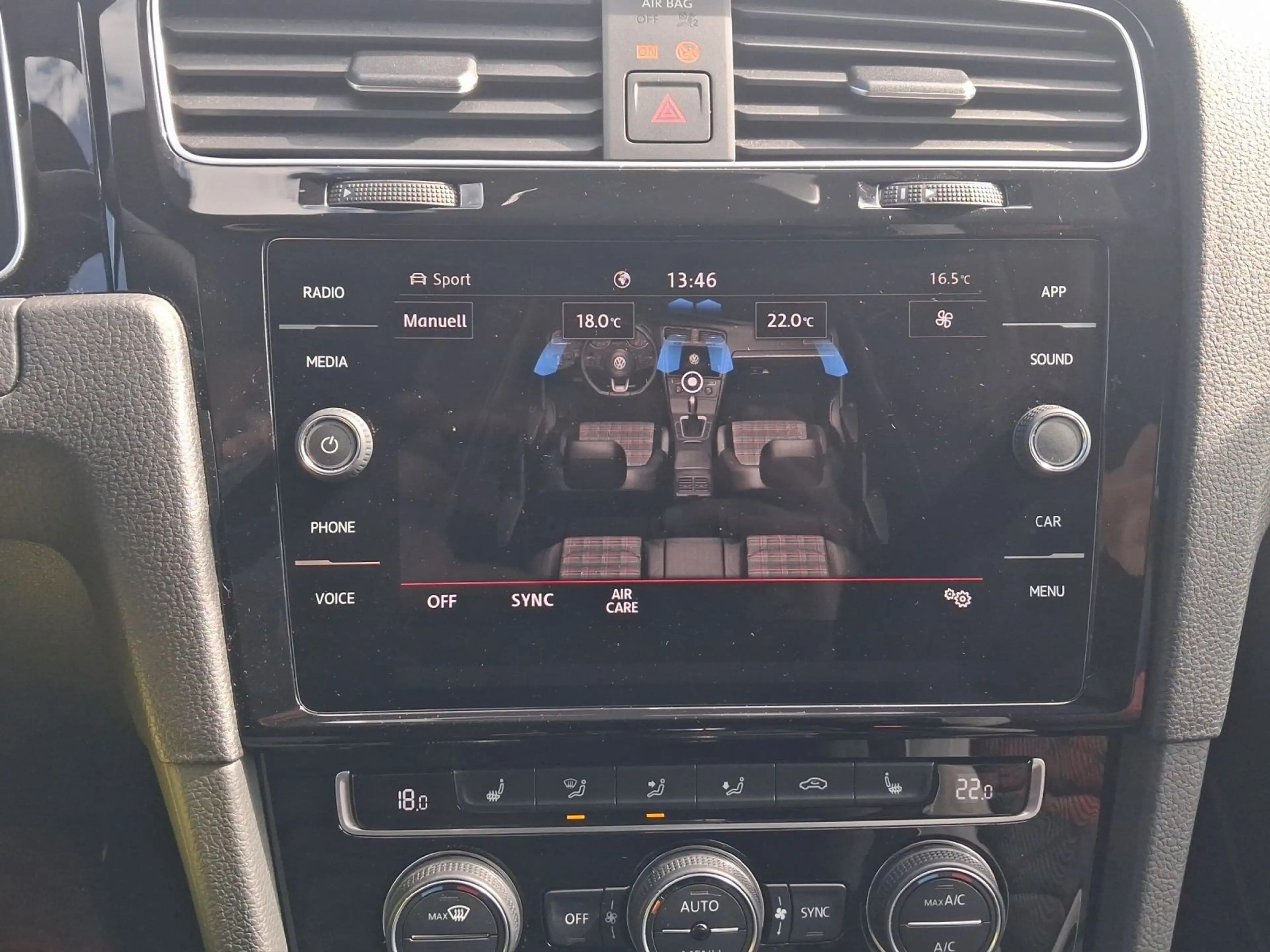 Volkswagen Golf GTI TCR R-PERFORMANCE AGA DYNAUDIO — photo 13