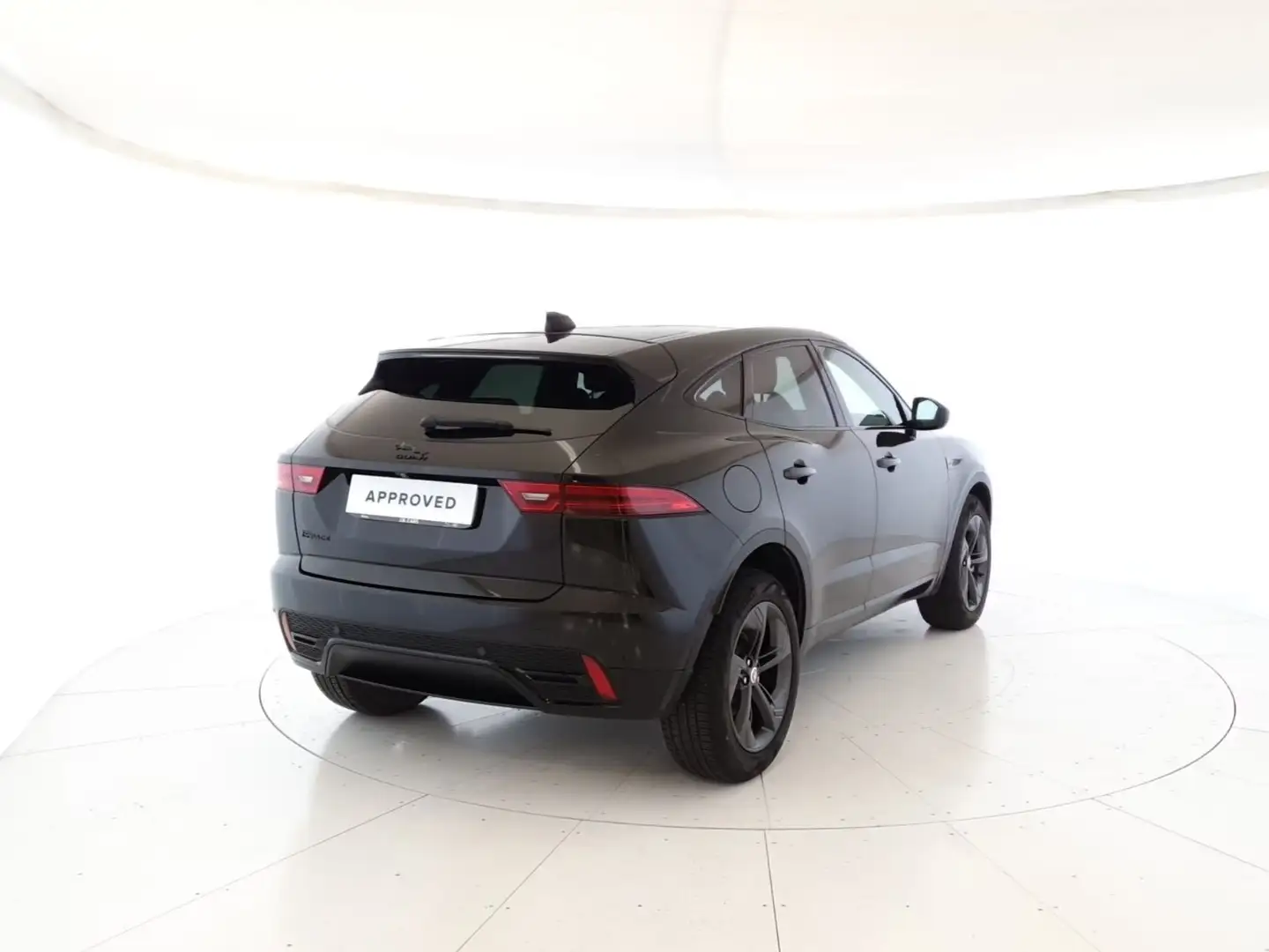 Jaguar E-Pace 2.0d i4 mhev R-Dynamic Black awd 163cv auto Zwart - 2