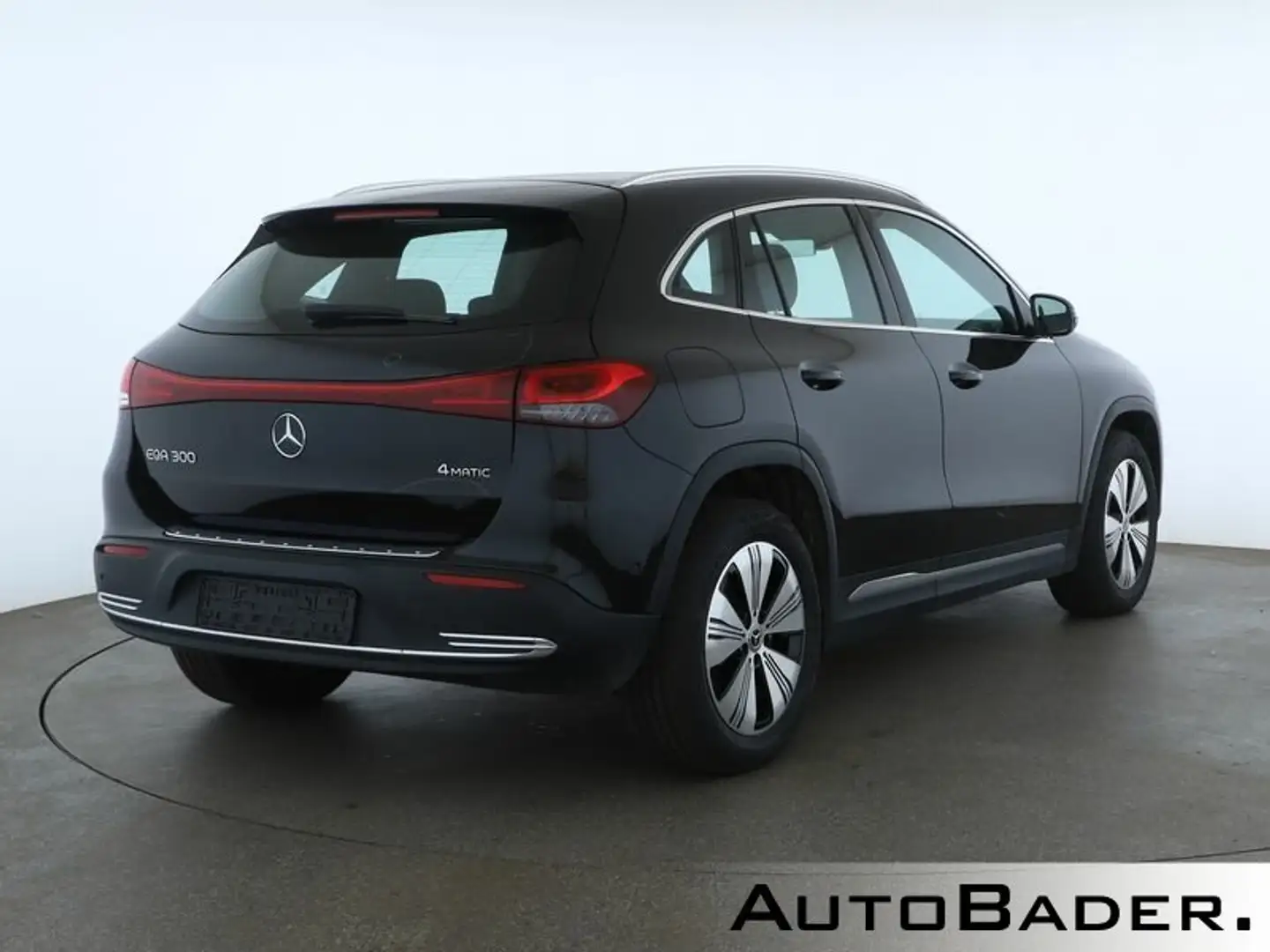 Mercedes-Benz EQA 300 EQA 300 4M Advanced MBUX Park-Spgl-Pkt RFK VzAss Schwarz - 2