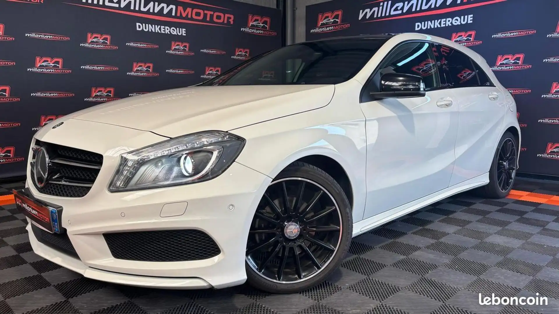 Mercedes-Benz A 180 Mercedes 180 d fascination pack amg 109 ch 7g dct  Blanc - 1