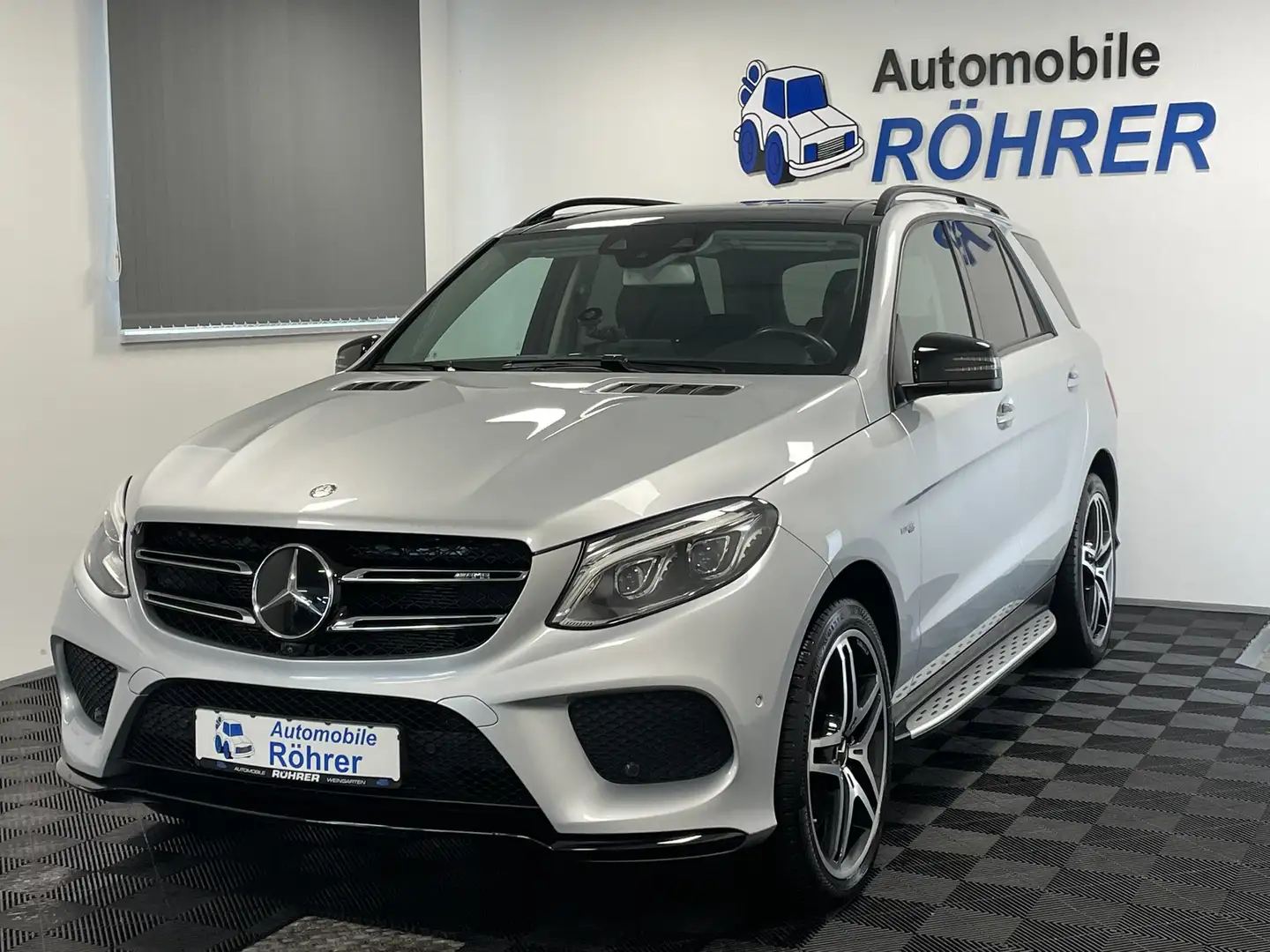 Mercedes-Benz GLE 43 AMG 4M 9G Night LED Pano AHK 360G Distr.+ Silber - 1