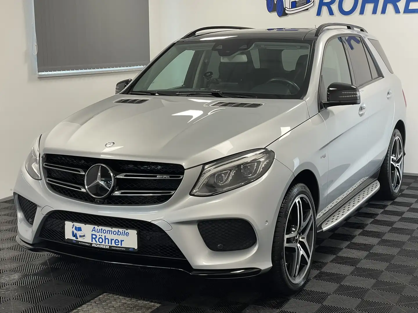 Mercedes-Benz GLE 43 AMG 4M 9G Night LED Pano AHK 360G Distr.+ Silber - 2
