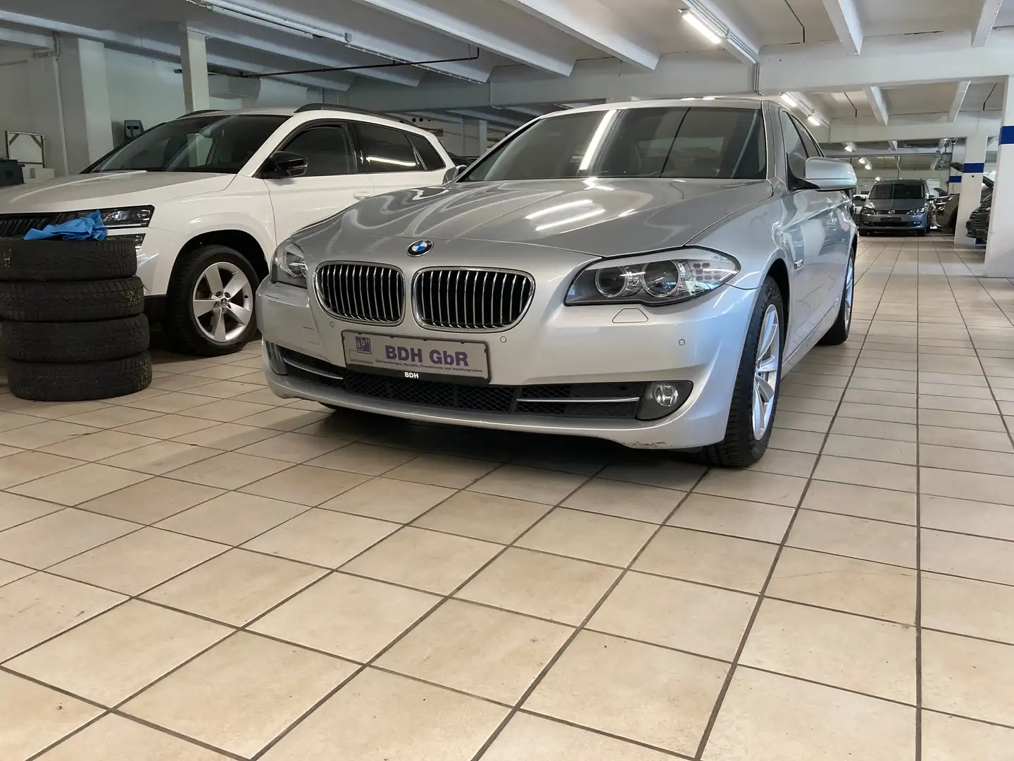 BMW 520 520 d Efficient Dynamics Edition Bi-Xenon, Navi Gris - 2