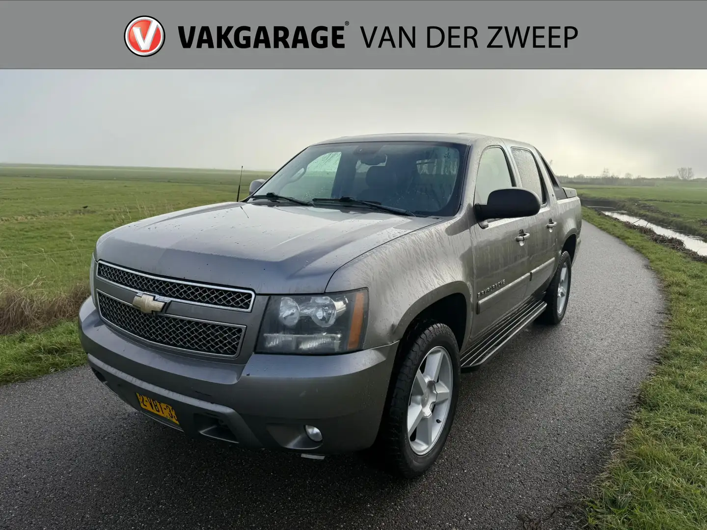 Chevrolet Avalanche USA 5.3 V8 4WD Bej - 1