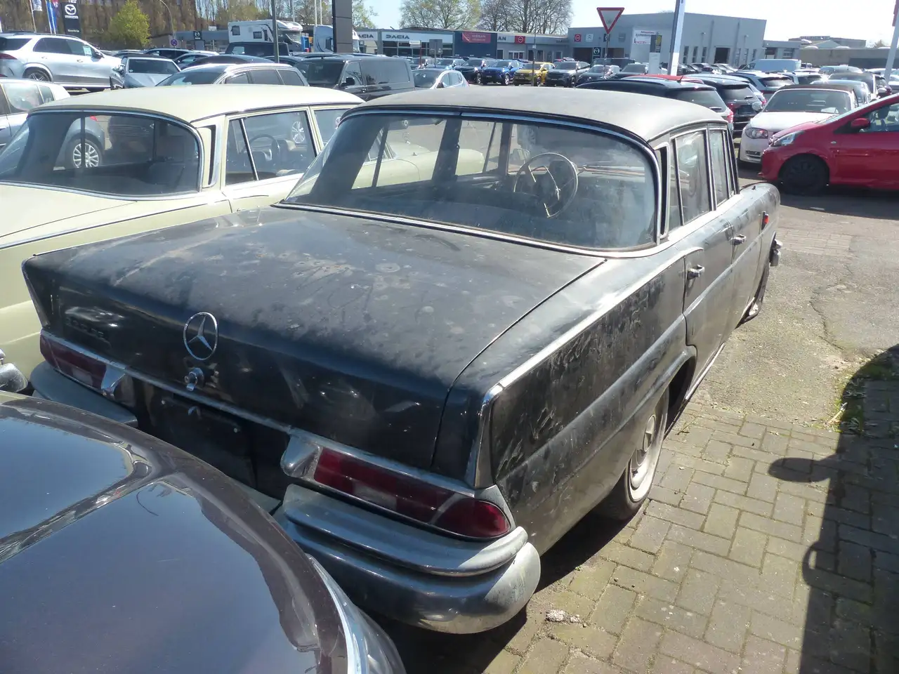 Mercedes-Benz 220 SE B W111 Große Flosse Oldtimer Keine Papiere No Papers !, foto 3