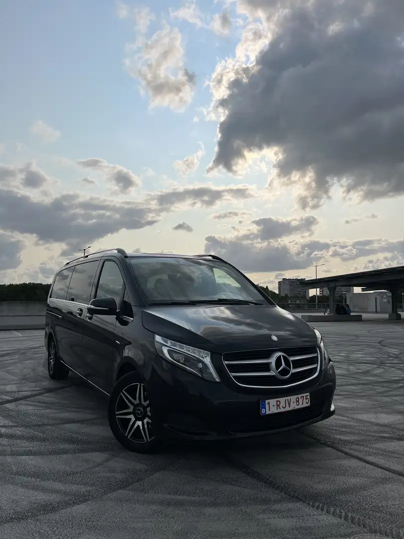 Mercedes-Benz V 220 d LWB Avantgarde - 1