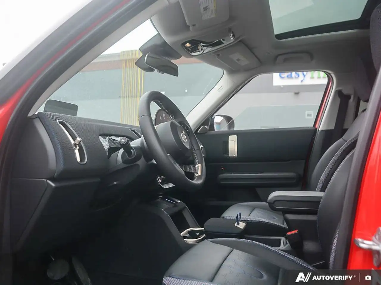 MINI Countryman снимка MINI Countryman