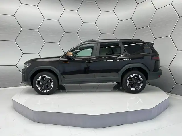 Dacia Bigster view 3