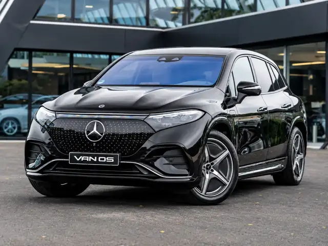 Mercedes-Benz EQS SUV 450 4MATIC AMG Line | Superscreen | Luchtvering |