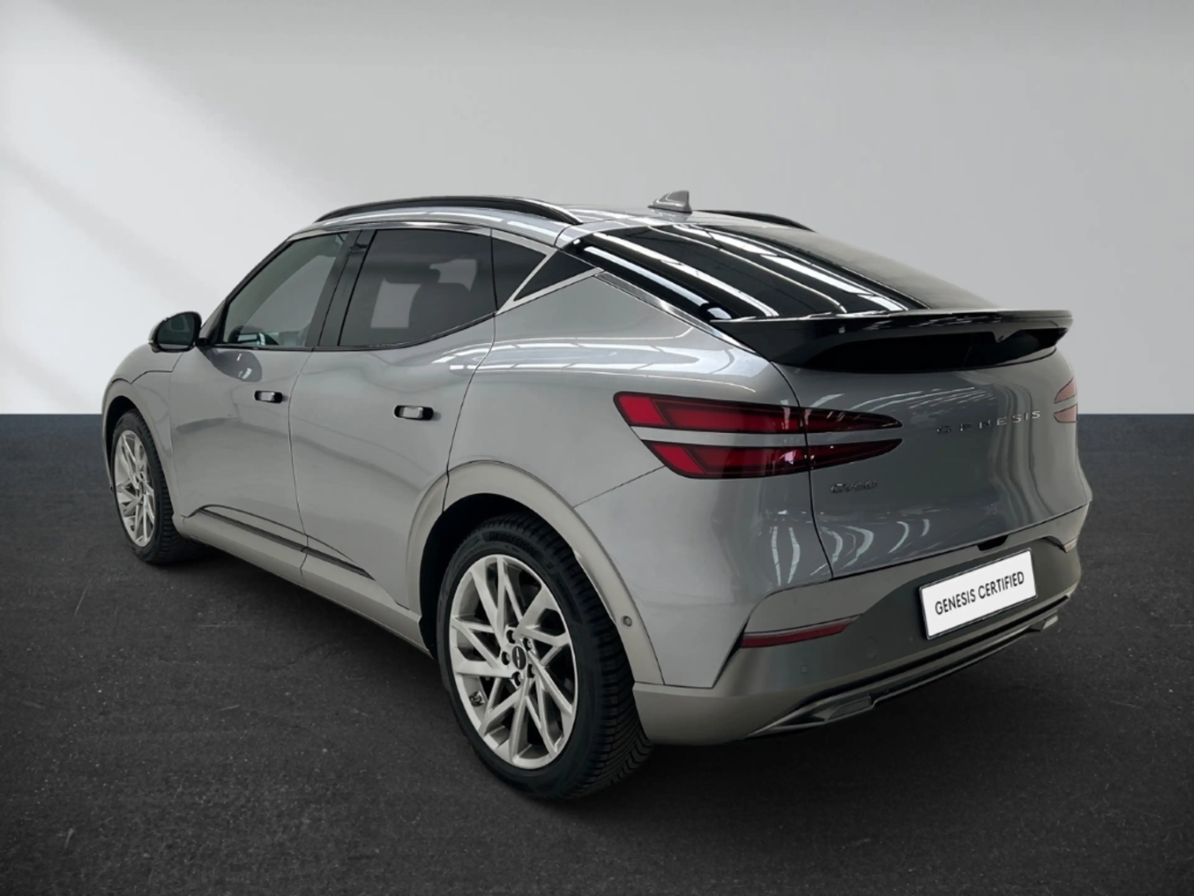 Genesis GV60 Sport Elektro 4WD Sportpaket Panorama Memory Sitze — photo 8