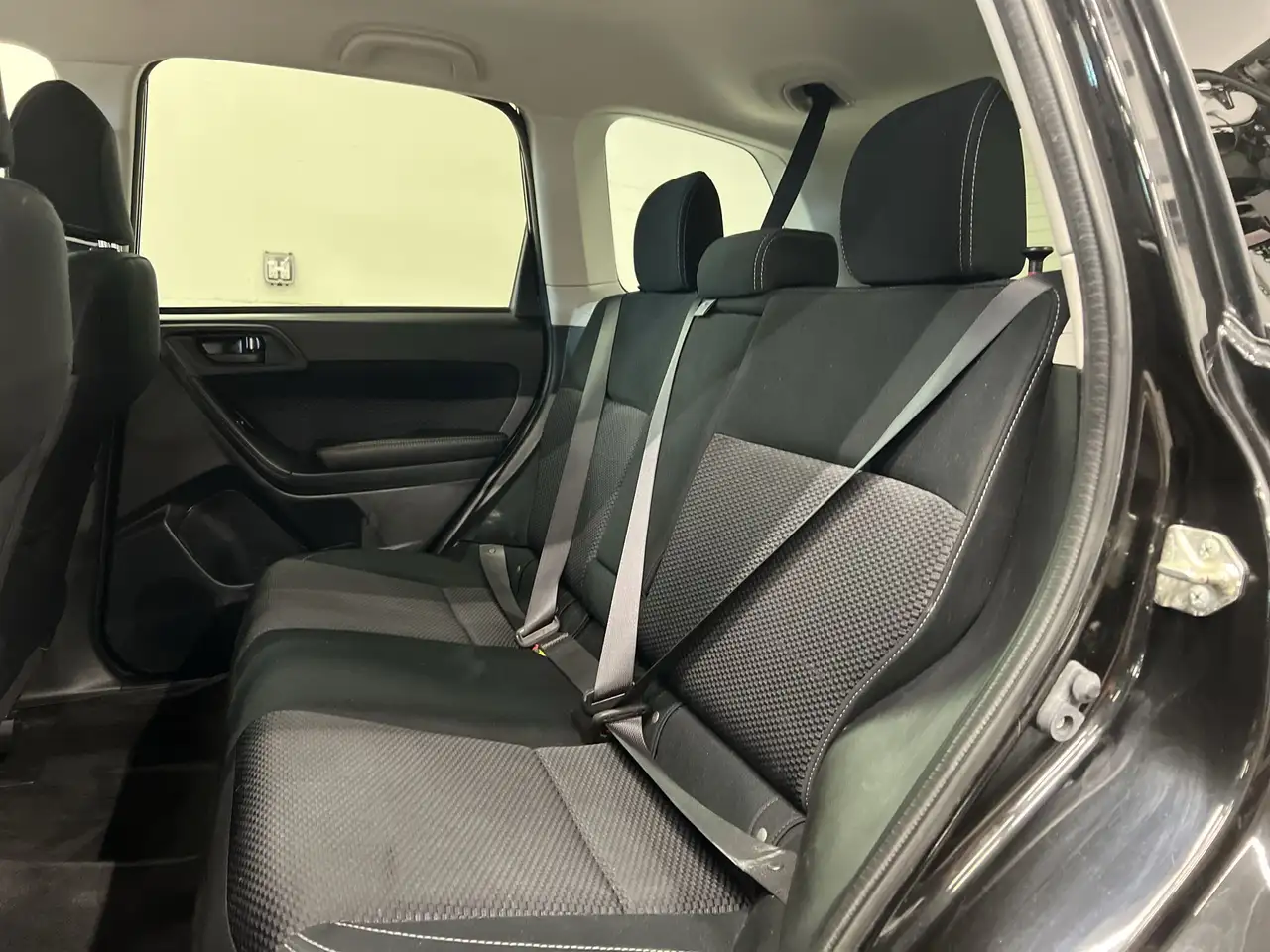 Subaru Forester снимка Subaru Forester