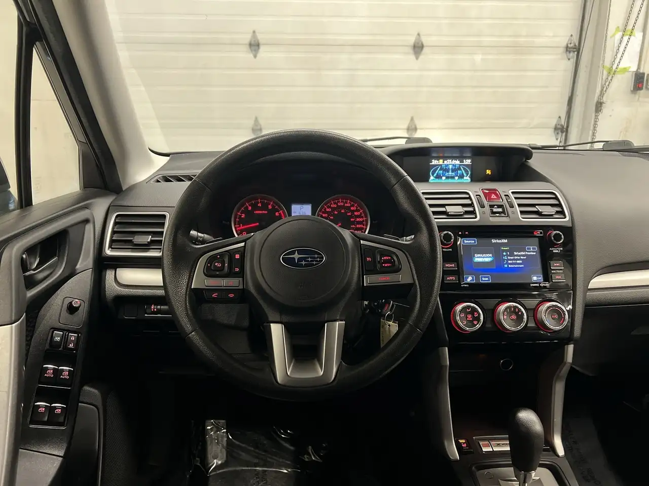 Subaru Forester снимка Subaru Forester