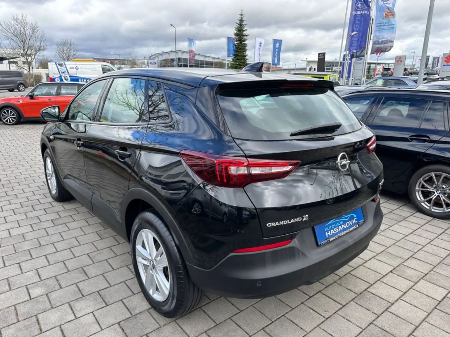 Opel Egyéb Grandland Edition Fekete - 2