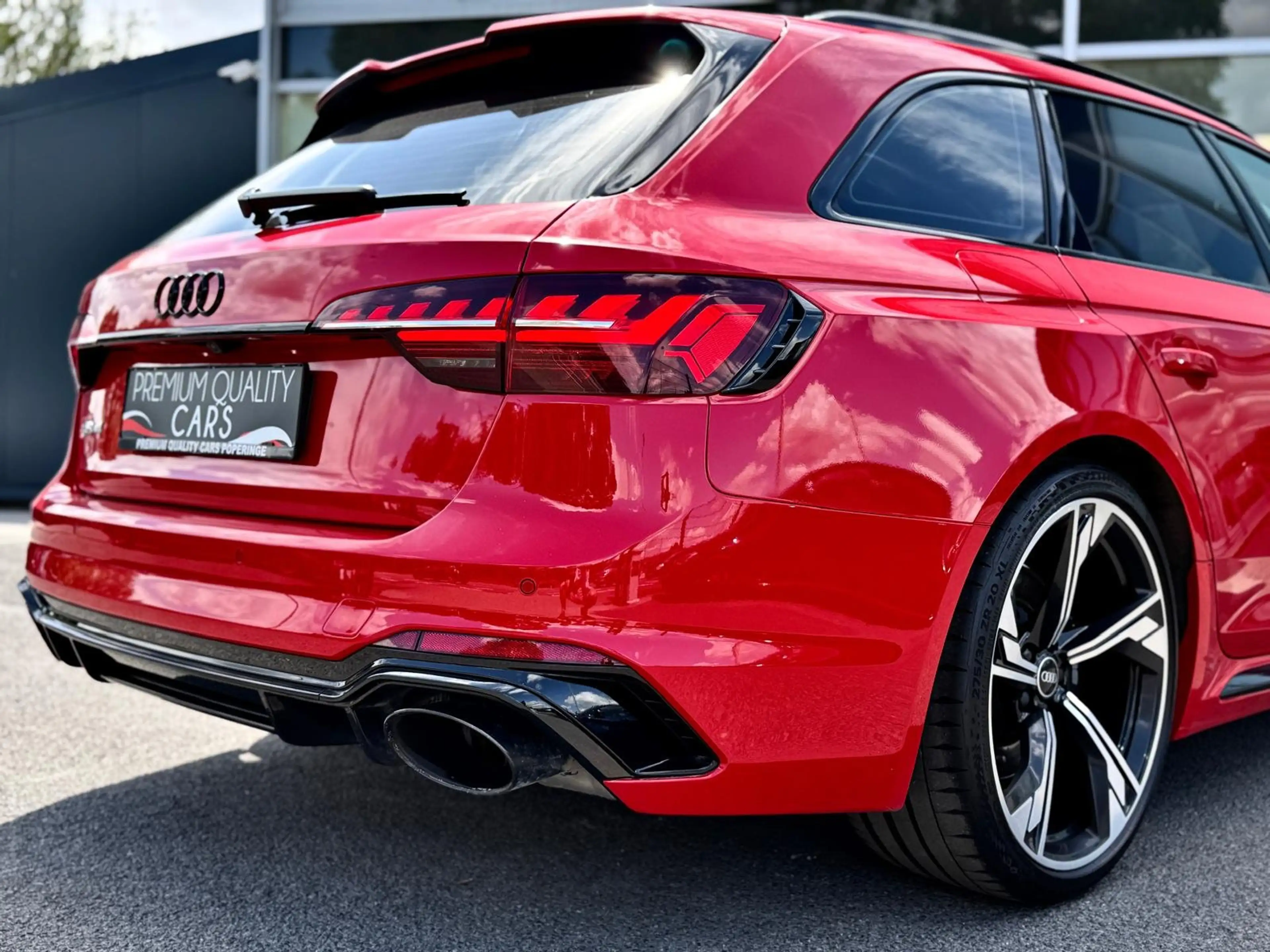 Audi RS4 LICHTE VRACHT / MASSAGE / CAM / ZETELVERWARMING / — photo 9