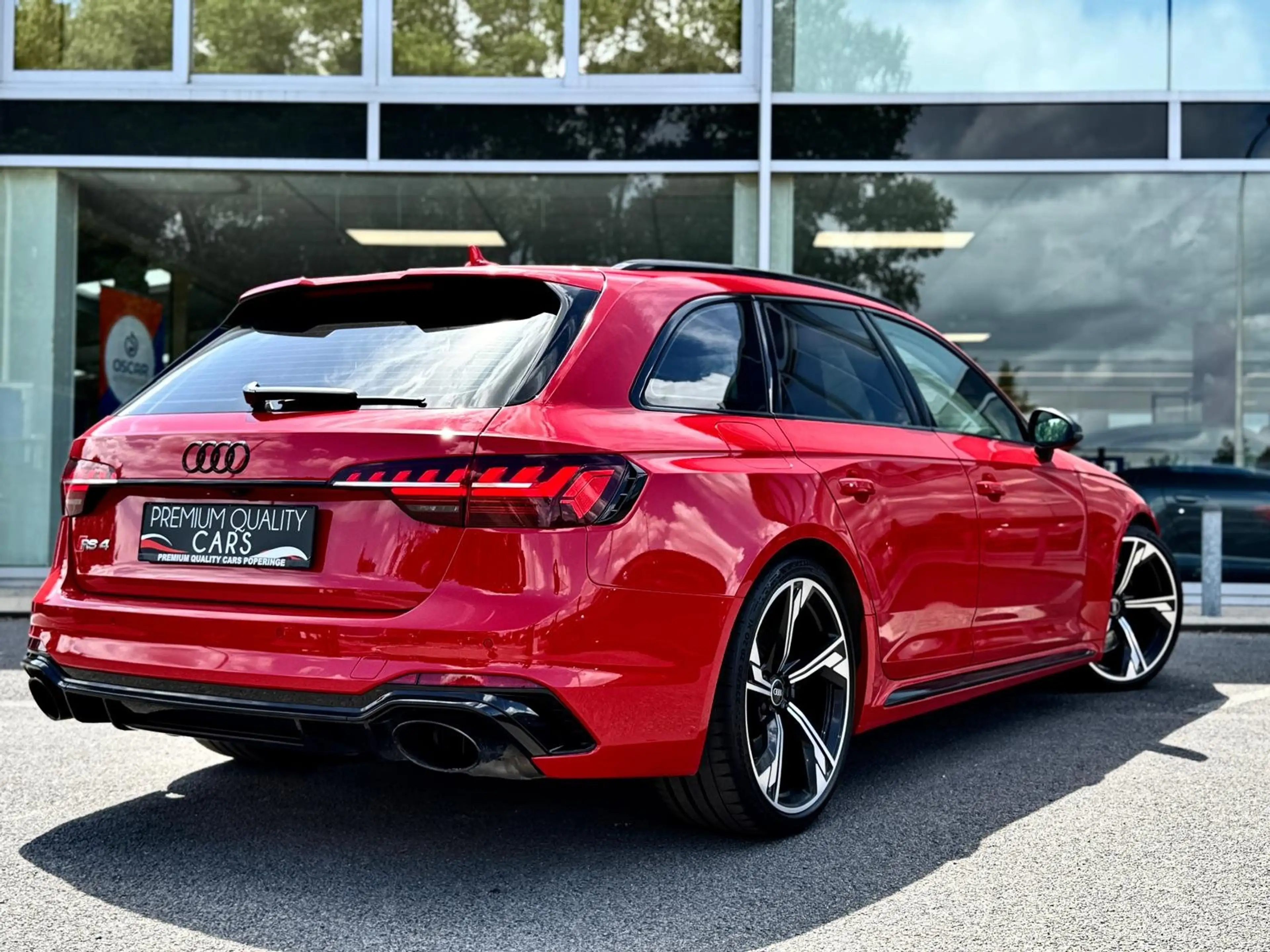 Audi RS4 LICHTE VRACHT / MASSAGE / CAM / ZETELVERWARMING / — photo 8