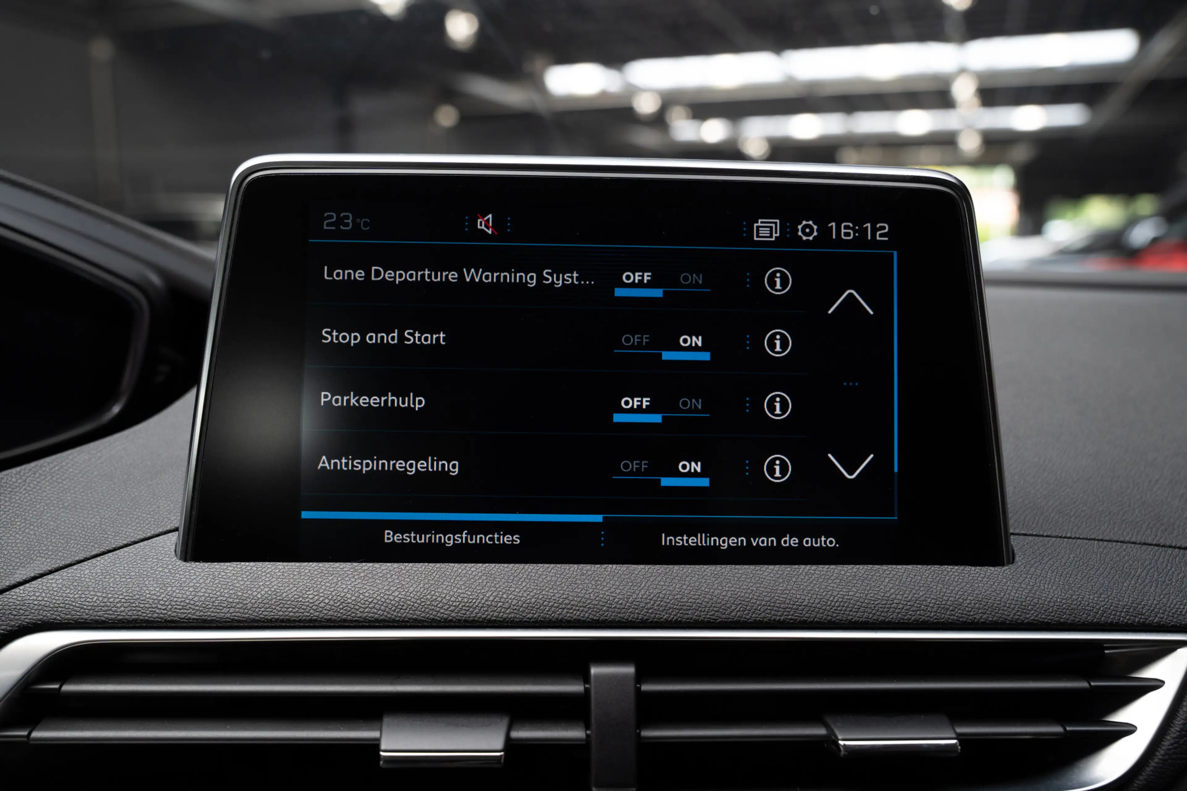 Peugeot 3008 1.6 e Panodak Navi Camera Memory Leder Climate con — photo 22