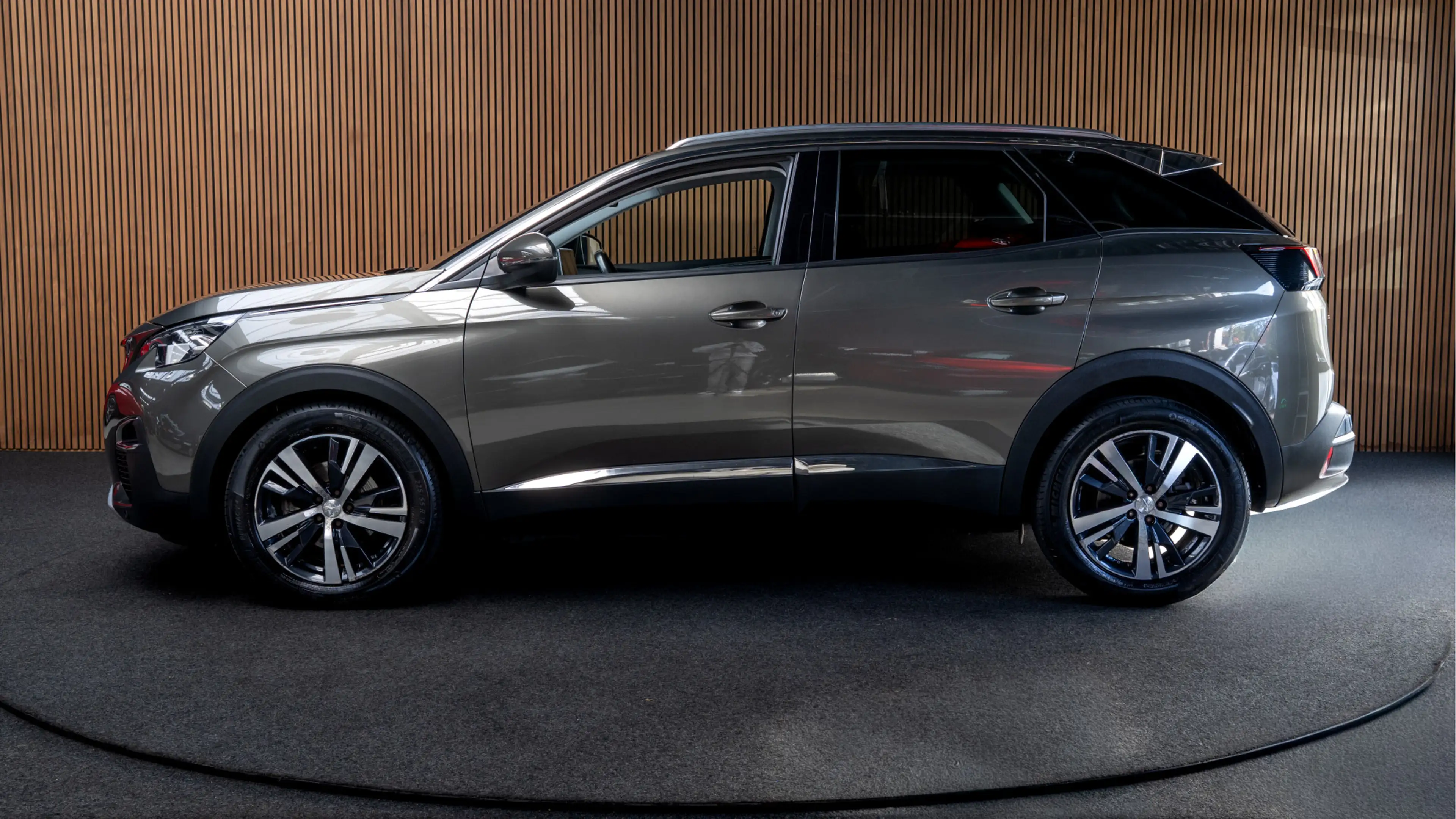 Peugeot 3008 1.6 e Panodak Navi Camera Memory Leder Climate con — photo 2