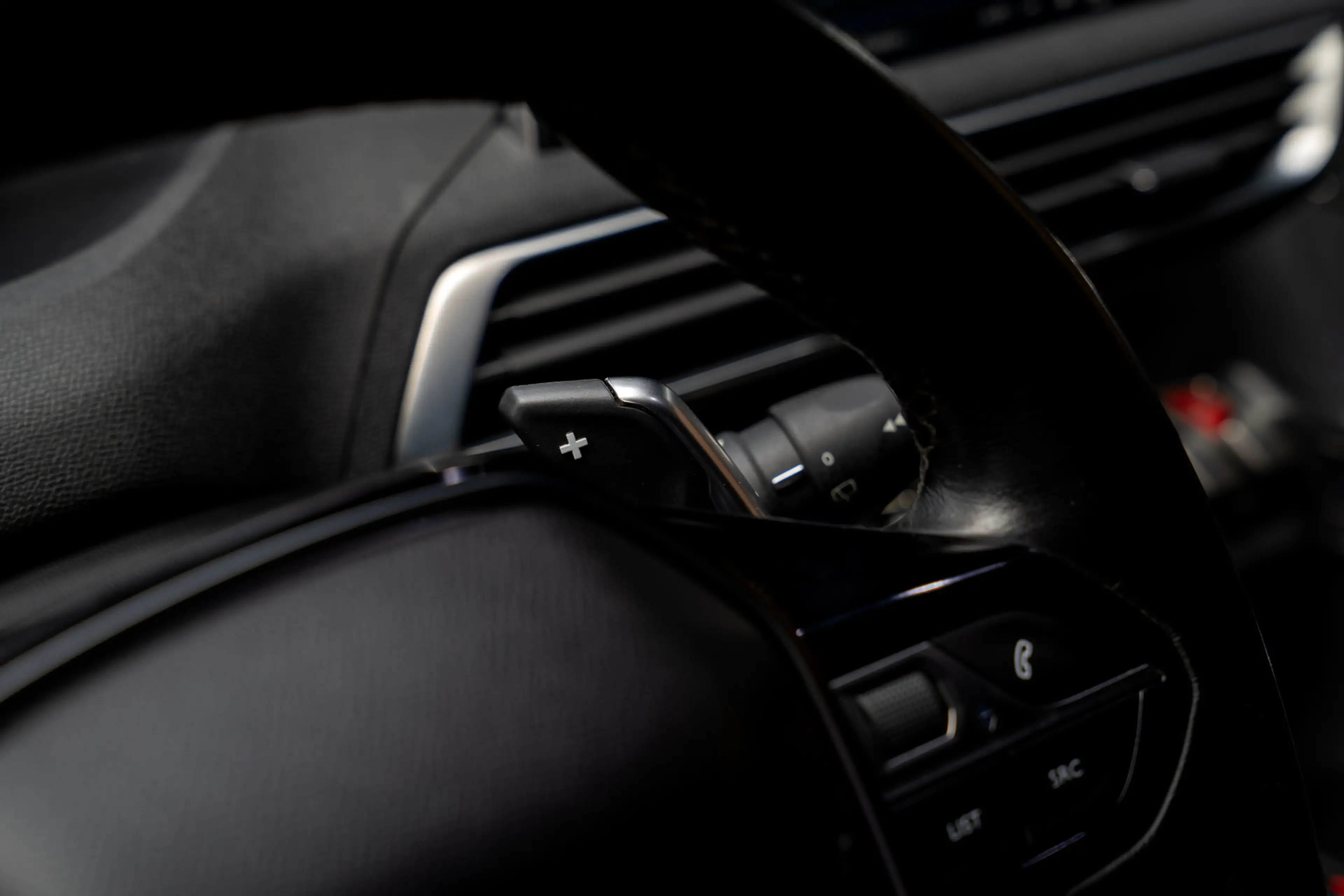 Peugeot 3008 1.6 e Panodak Navi Camera Memory Leder Climate con — photo 32