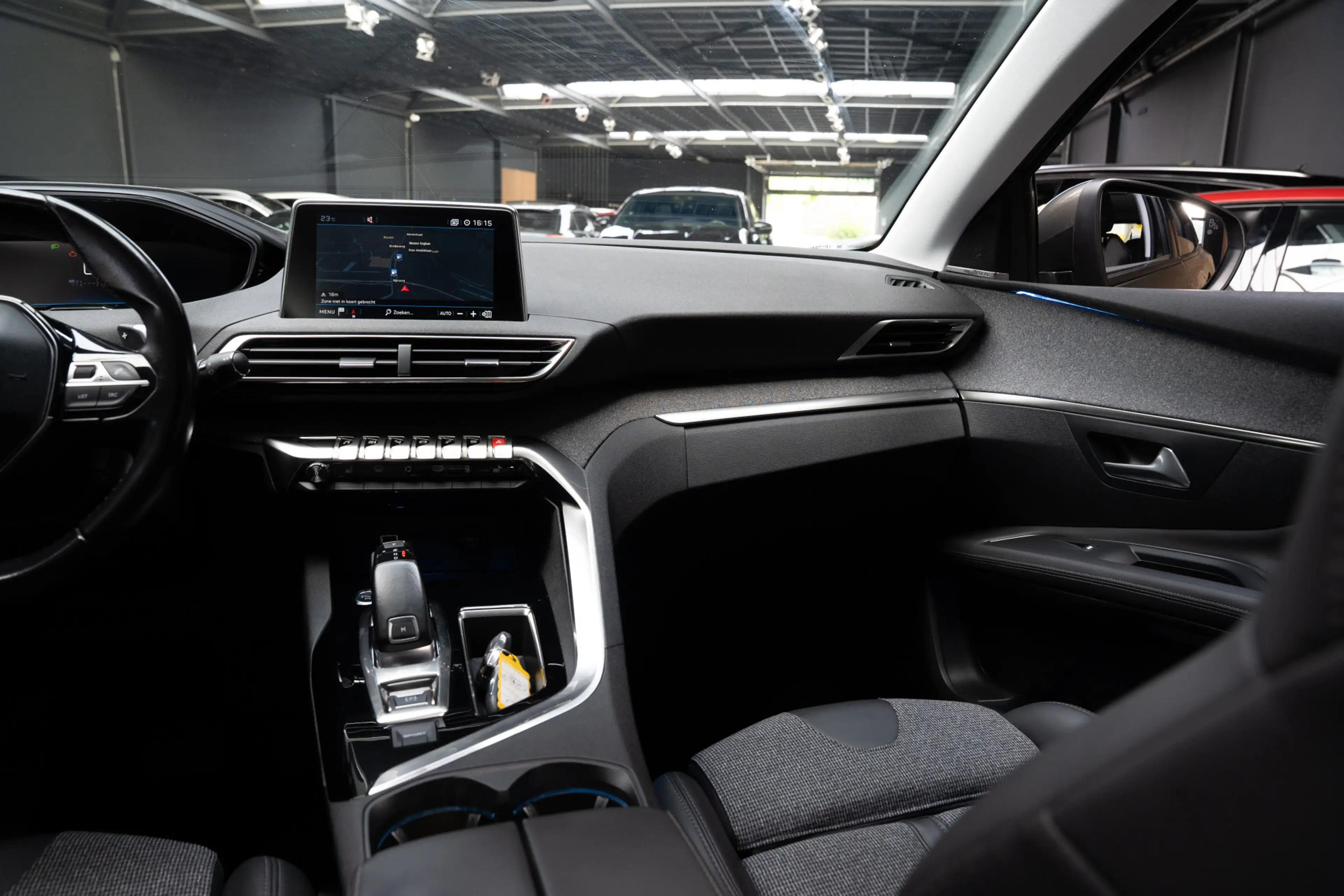 Peugeot 3008 1.6 e Panodak Navi Camera Memory Leder Climate con — photo 25
