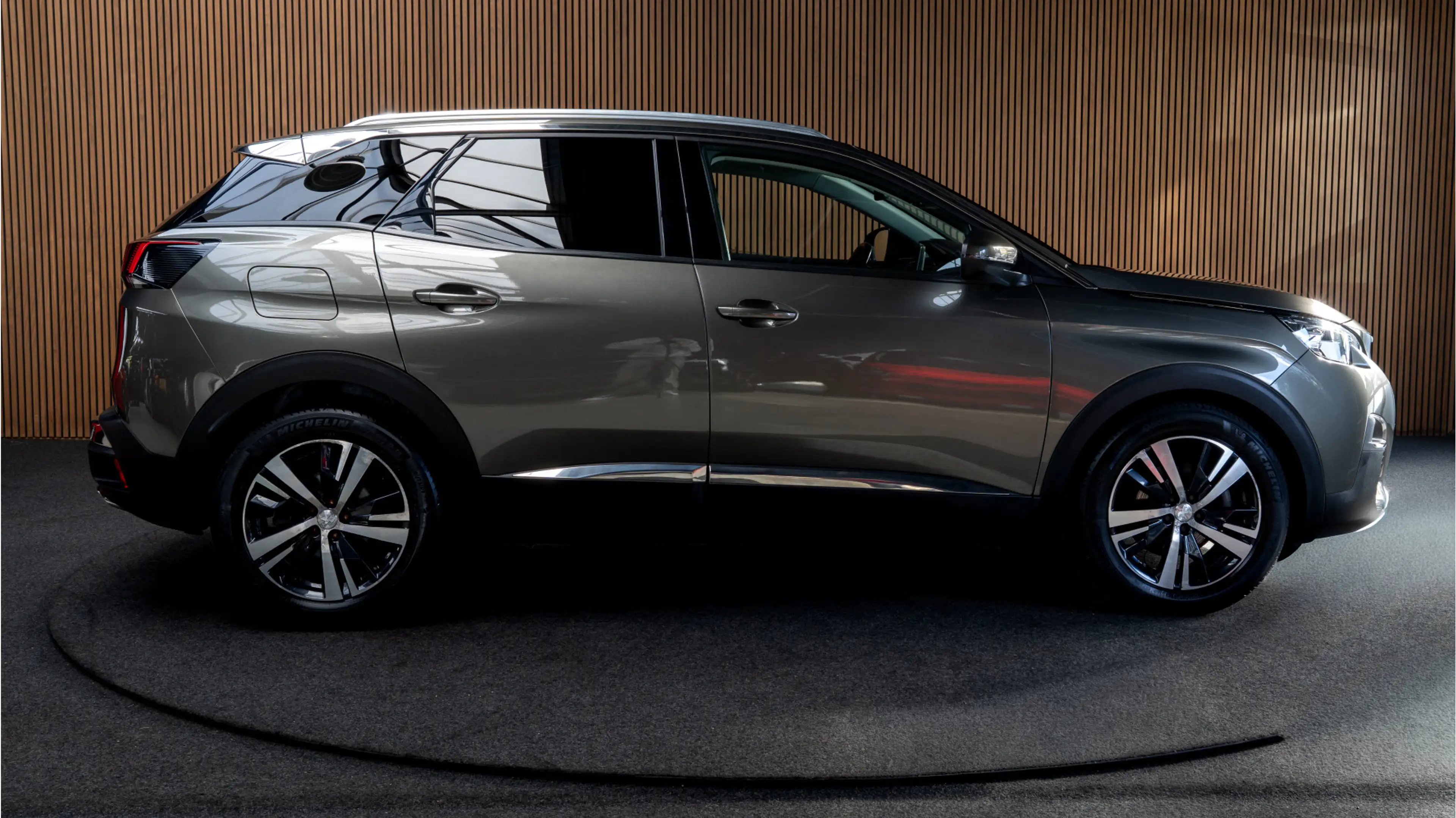 Peugeot 3008 1.6 e Panodak Navi Camera Memory Leder Climate con — photo 6