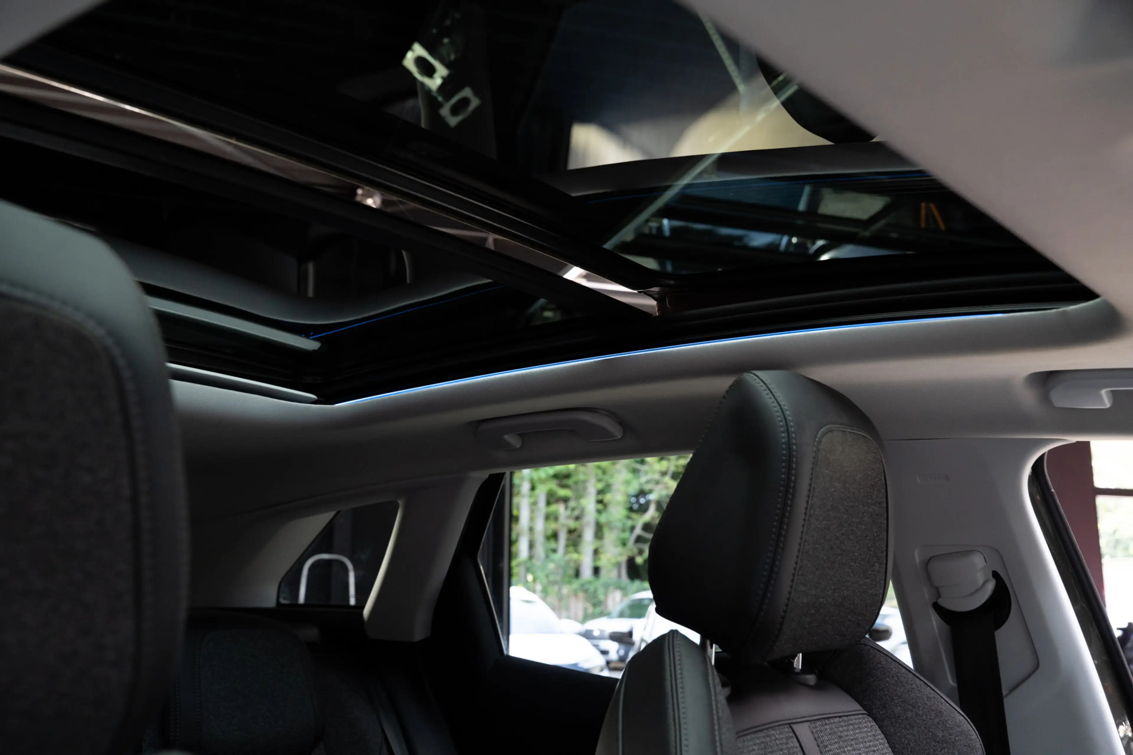 Peugeot 3008 1.6 e Panodak Navi Camera Memory Leder Climate con — photo 17